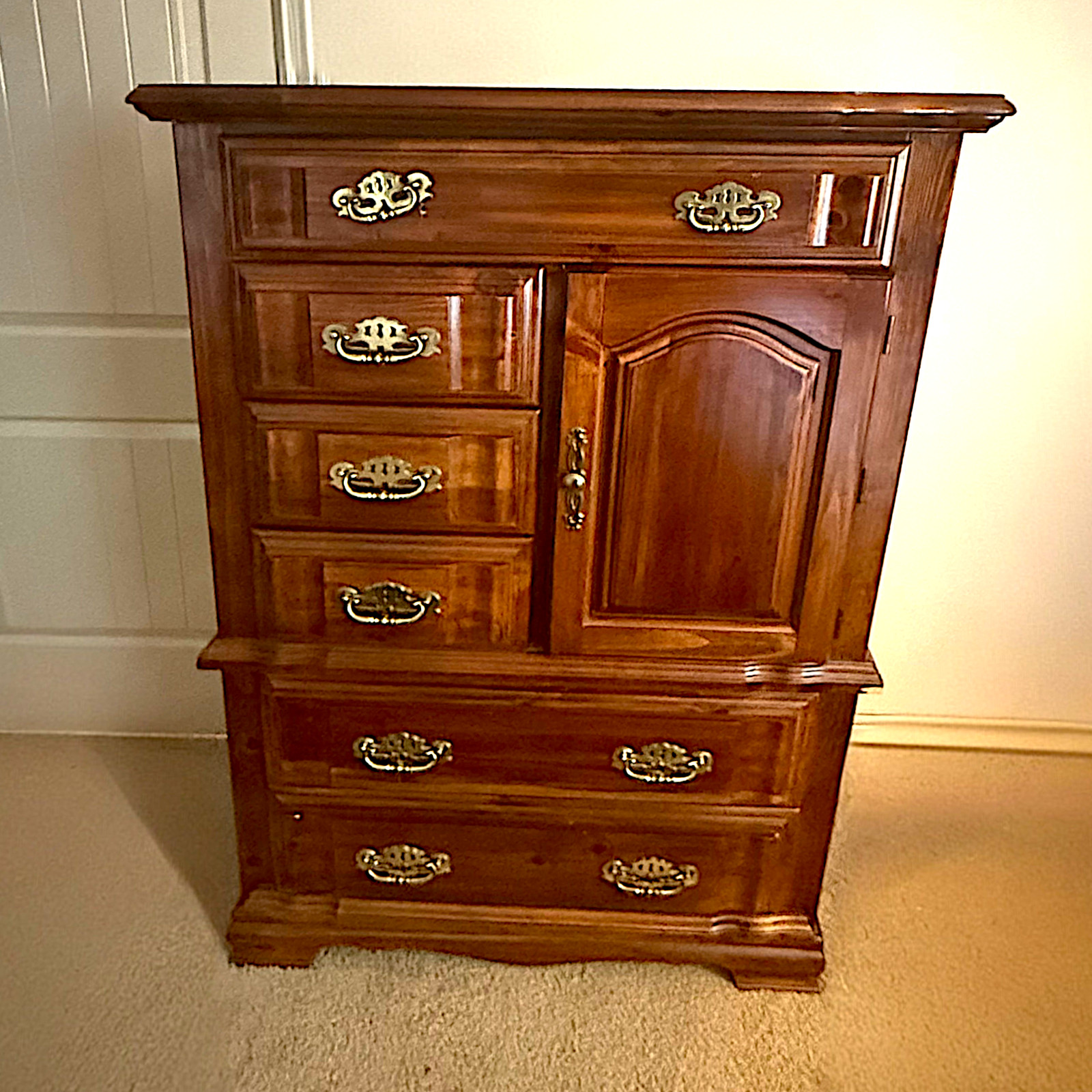 Vaughan Bassett Vintage Gentleman's Chest Wood Tall Dresser 1987 Local Pickup