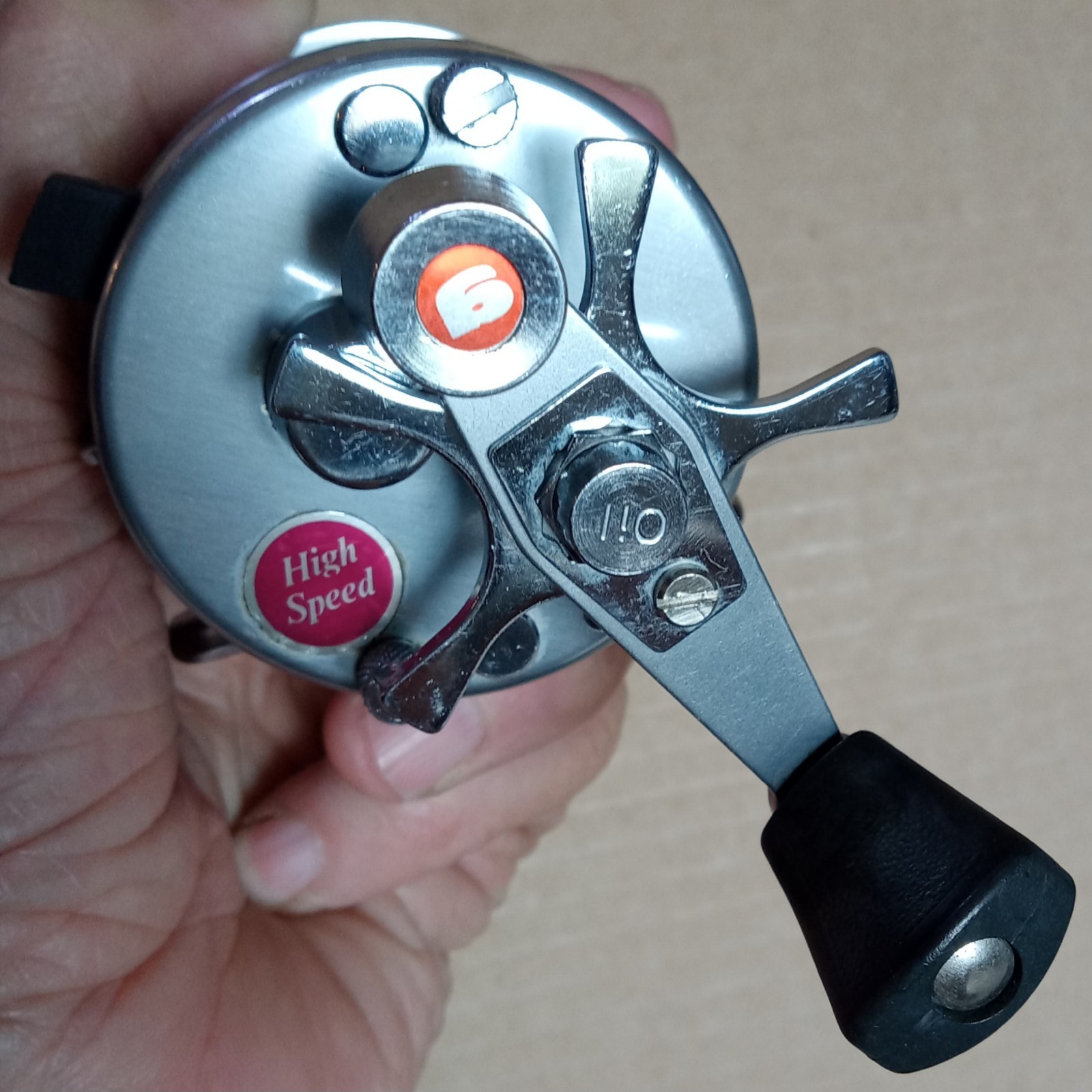 Ambassadeur 2500C High Speed Vintage Baitcasting Reel. Crispy Clean Silver Ambassadeur 2500C High Speed Vintage Baitcasting Reel. Crispy Clean Silver