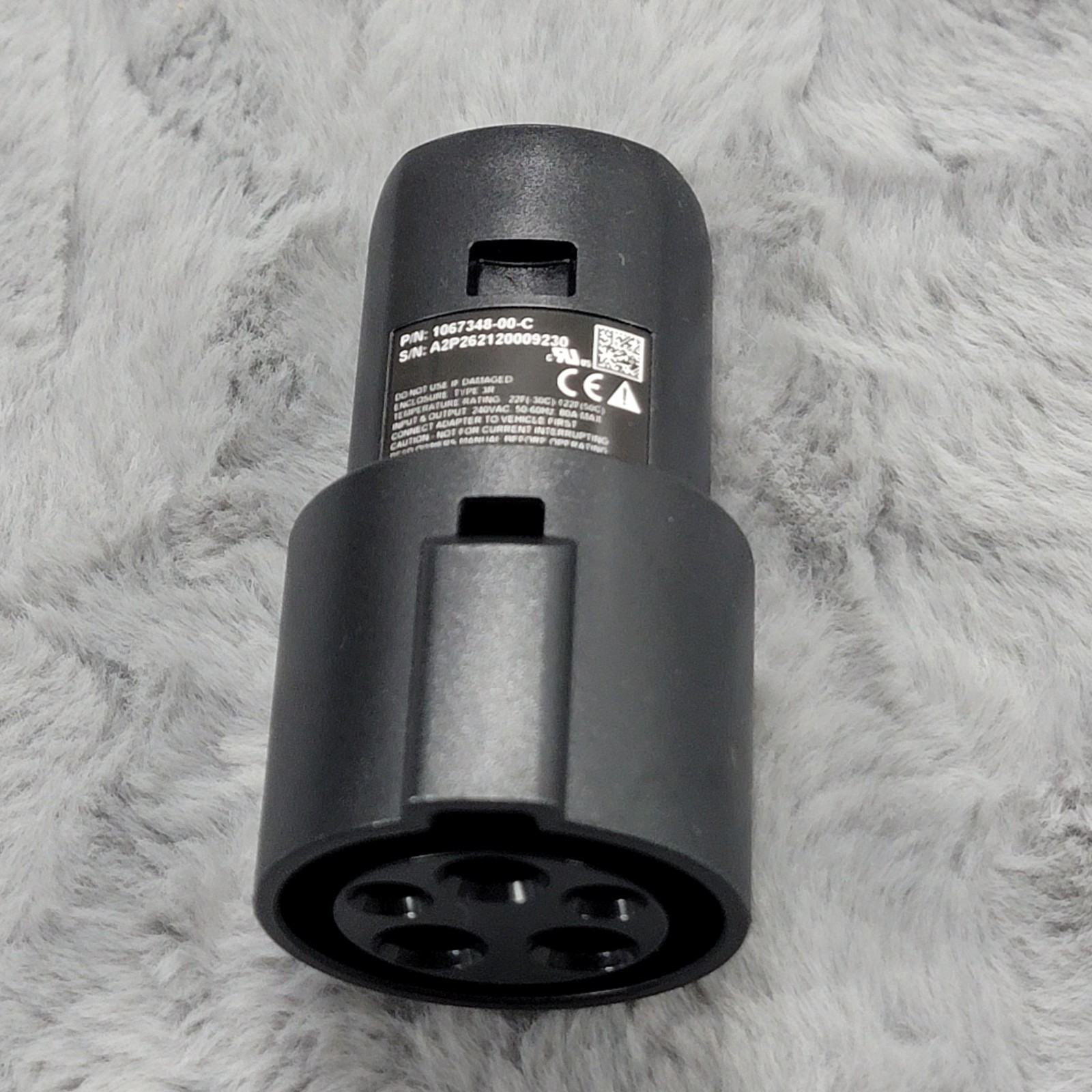 Tesla SAE J1772 Charging Adapter Original OEM For Model S 3 X Y 1067348-00-C Tesla SAE J1772 Charging Adapter Original OEM For Model S 3 X Y 1067348-00-C