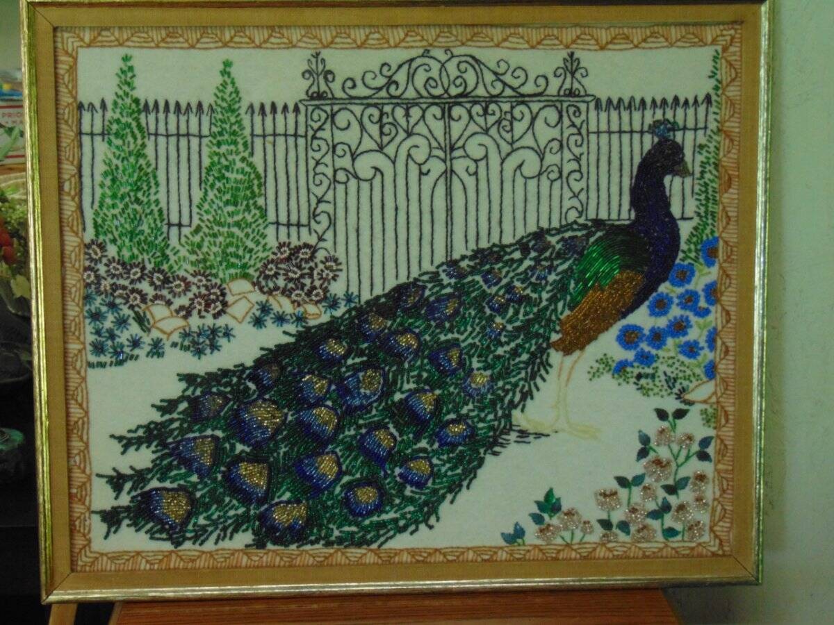 vintage hollywood regency HANDCRAFTED BEADED PEACOCK garden setting art 21