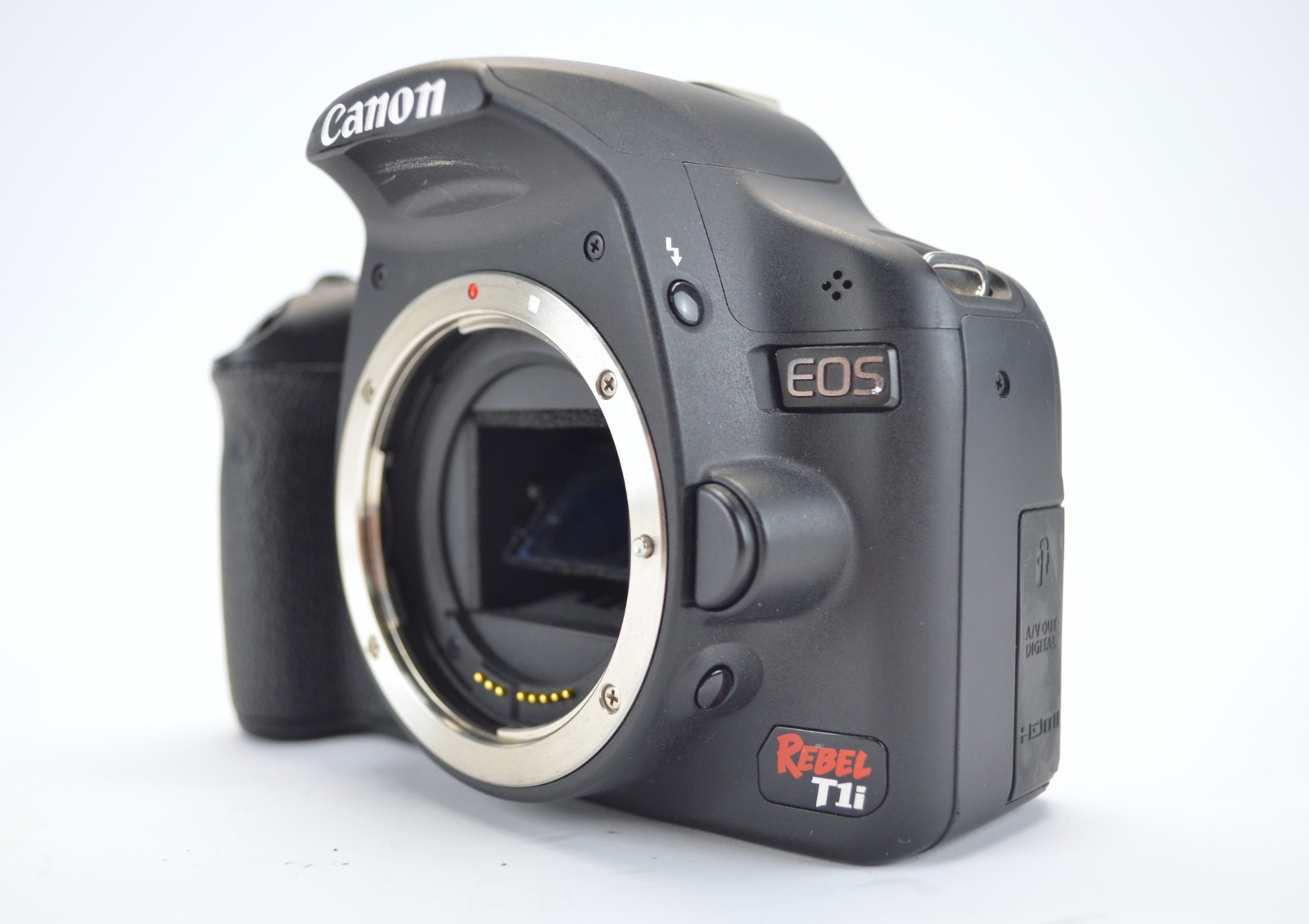 Canon EOS Rebel T1i 15.1MP Compact Digital Camera Body Only W/Battery Canon EOS Rebel T1i 15.1MP Compact Digital Camera Body Only W/Battery