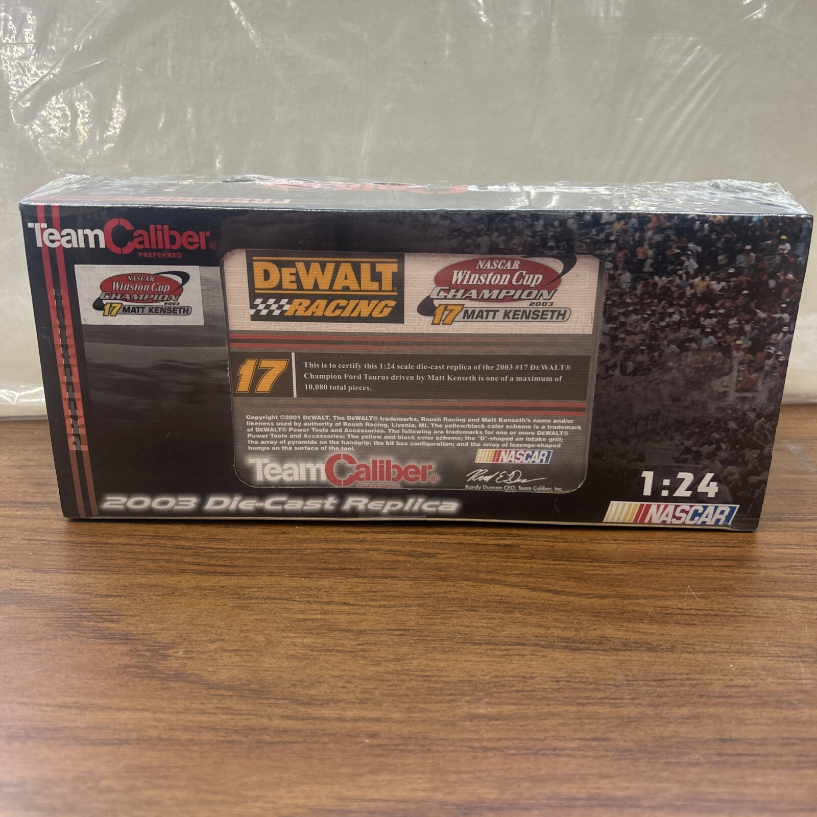 Matt Kenseth 2003 Ford Taurus #17 DEWALT TEAM CALIBER 1:24 DIECAST CAR (SEALED) Matt Kenseth 2003 Ford Taurus #17 DEWALT TEAM CALIBER 1:24 DIECAST CAR (SEALED)