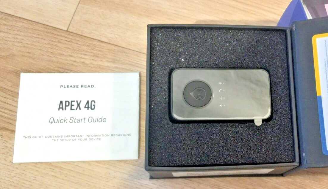 Family1st I2-H1214-P51MA Portable 4G LTE GPS Tracker - Black