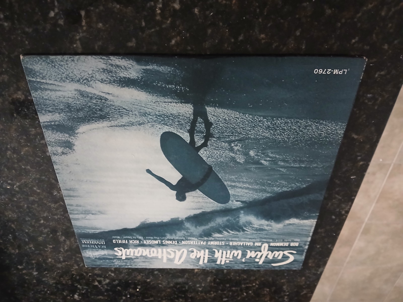 The Astronauts - Surfin With the Astronauts- LPM-2760