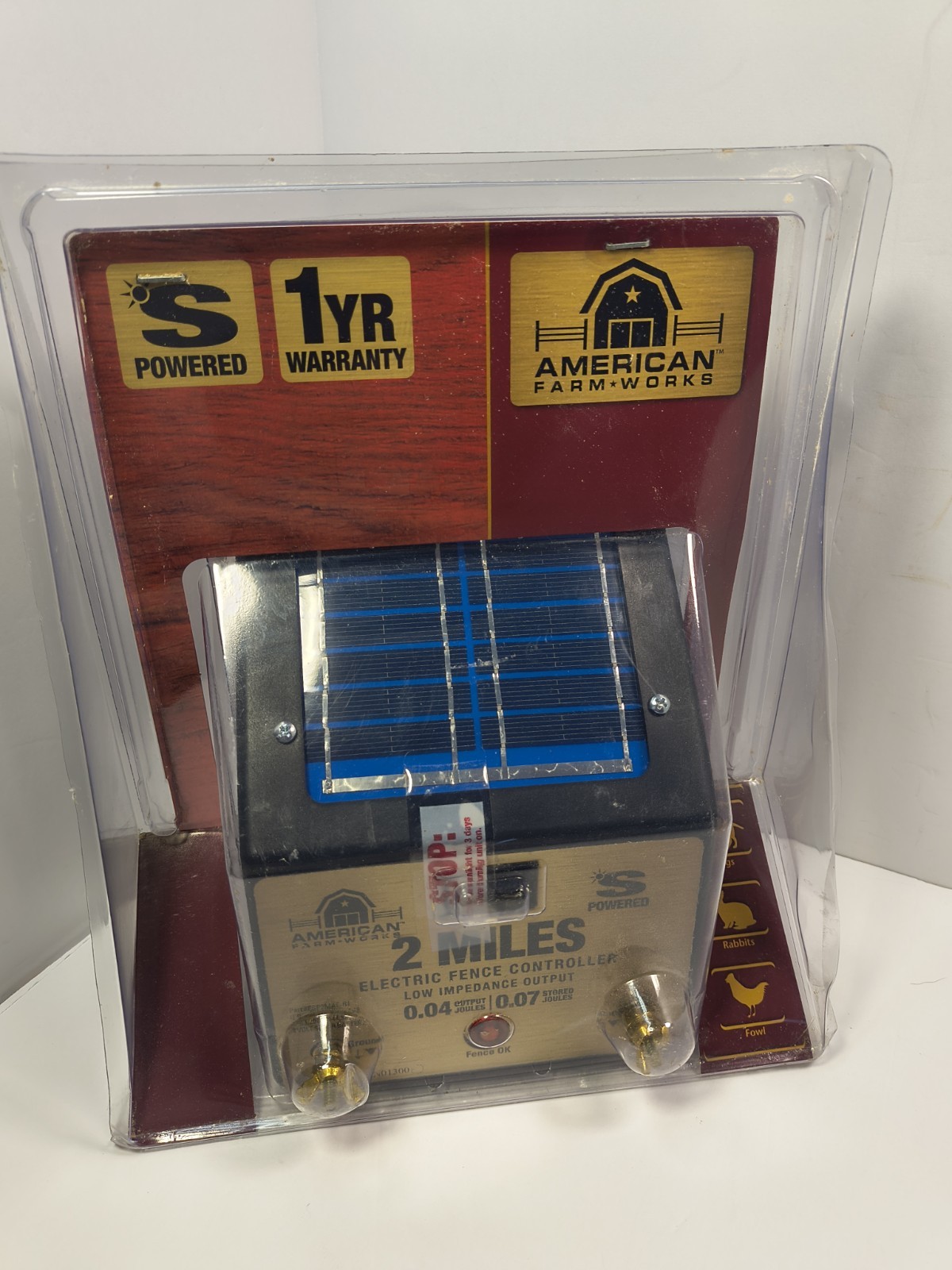American Farm Works 2 Miles Solar Electric Fence Controller - New In Box