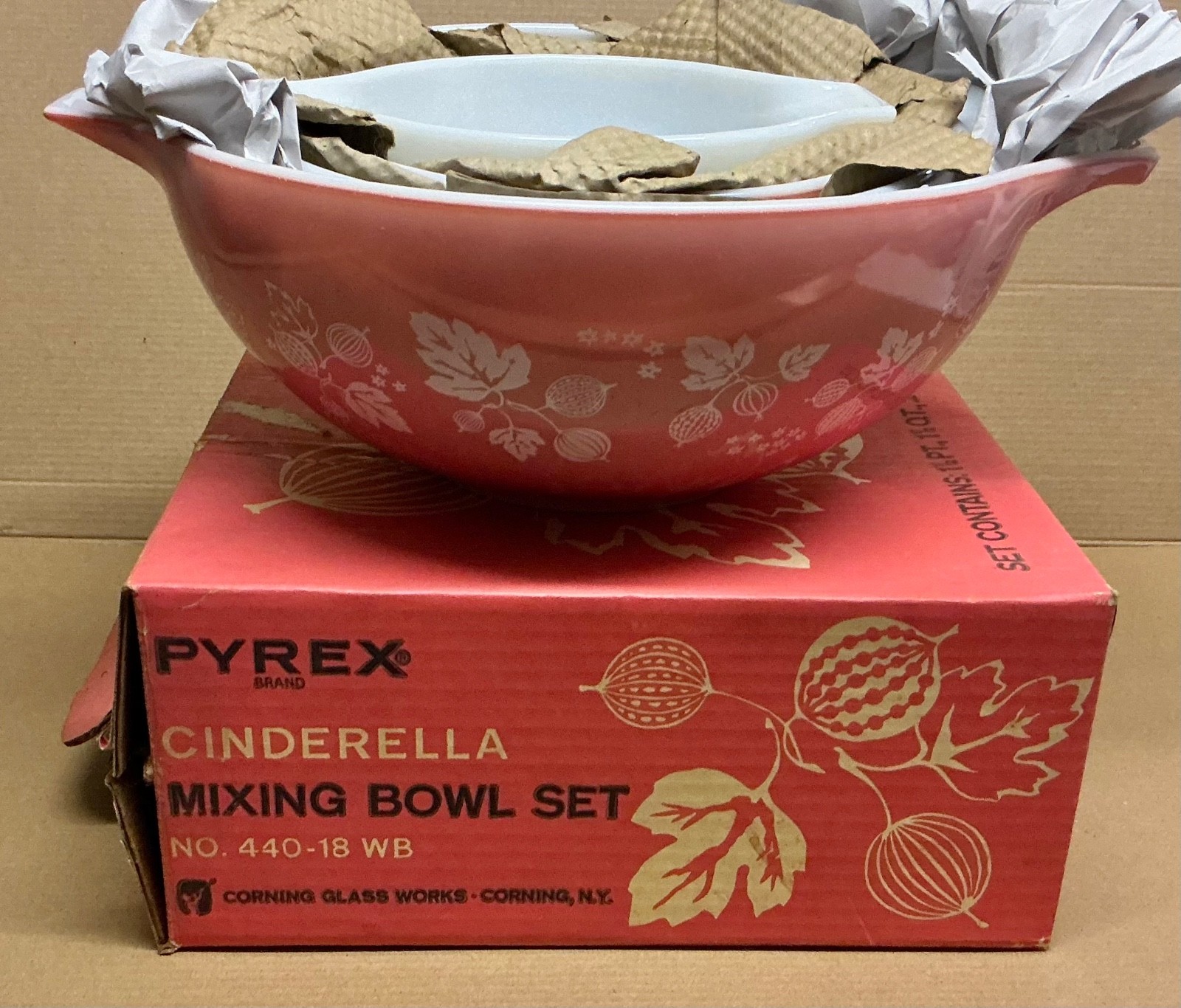 Vintage Pyrex Pink Gooseberry Cinderella Mixing Bowl Set 441 442 443 444 Vintage Pyrex Pink Gooseberry Cinderella Mixing Bowl Set 441 442 443 444