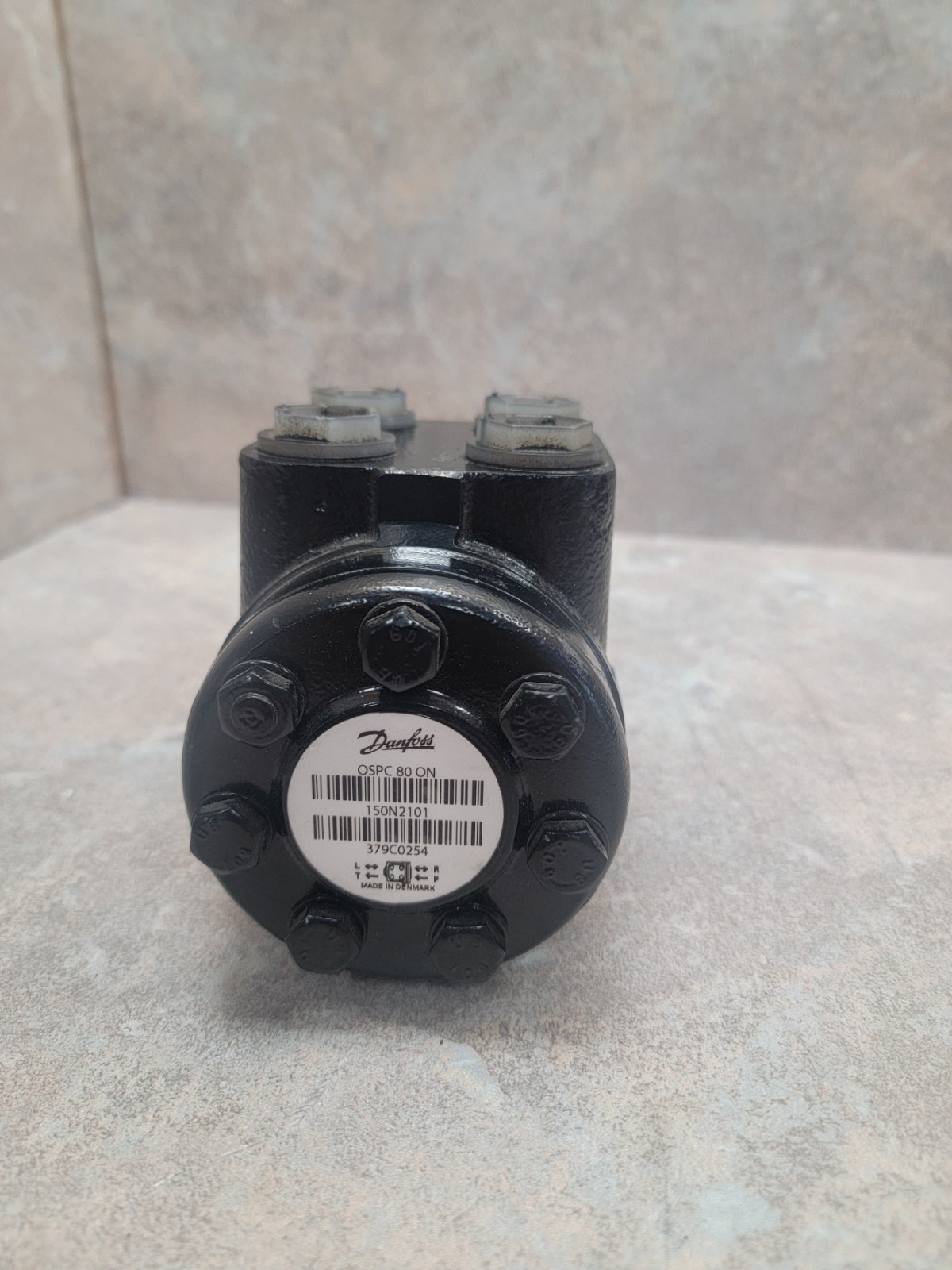 New Oem Danfoss 150N2101 Steering Unit OSPC 80 ON New Oem Danfoss 150N2101 Steering Unit OSPC 80 ON
