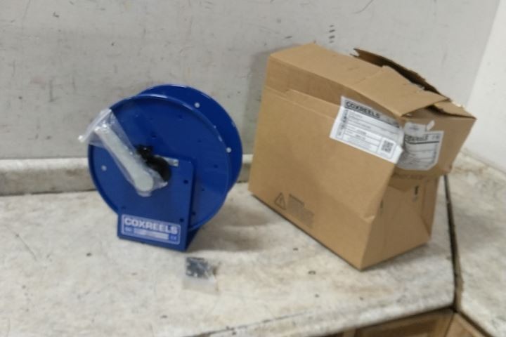Coxreels 112Y-4 300 Ft Max L (16/3 Cord) Blue Steel Cord Storage Reel