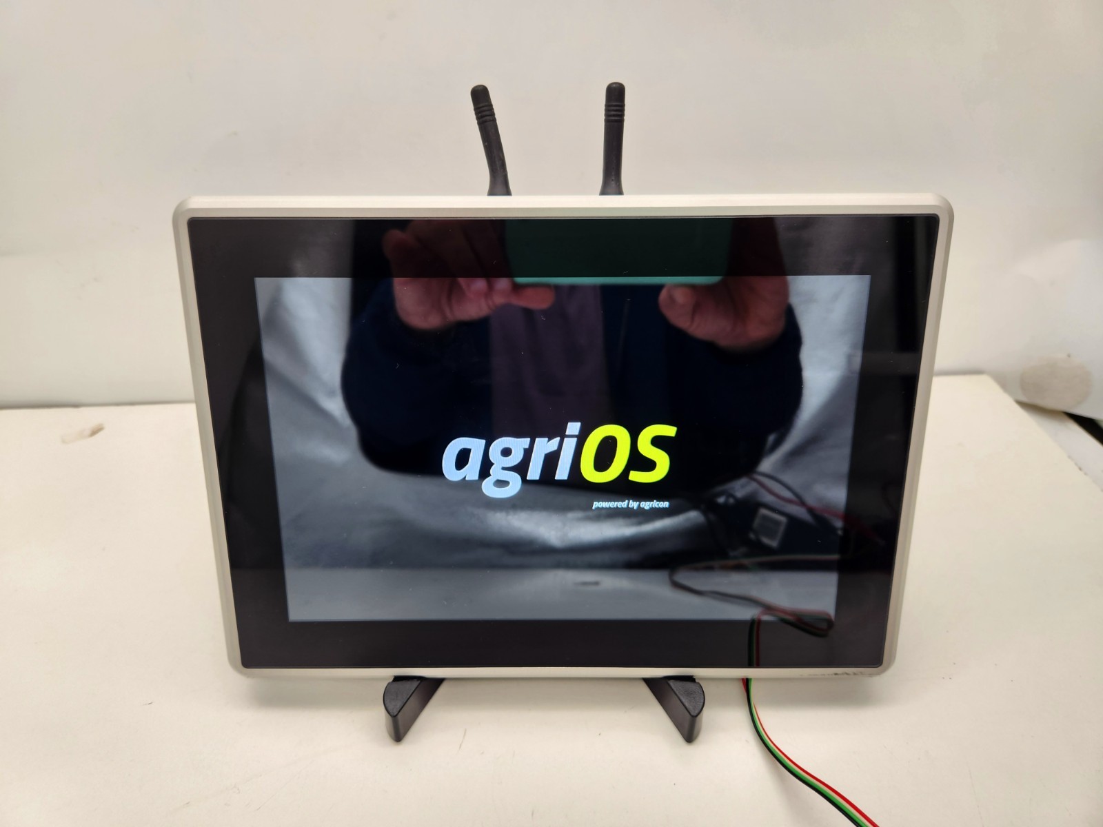 ✅Agricon AT1000 Precision Farming Display Terminal agriOS 2.0.0.3 PF-Box ISOBUS ✅Agricon AT1000 Precision Farming Display Terminal agriOS 2.0.0.3 PF-Box ISOBUS