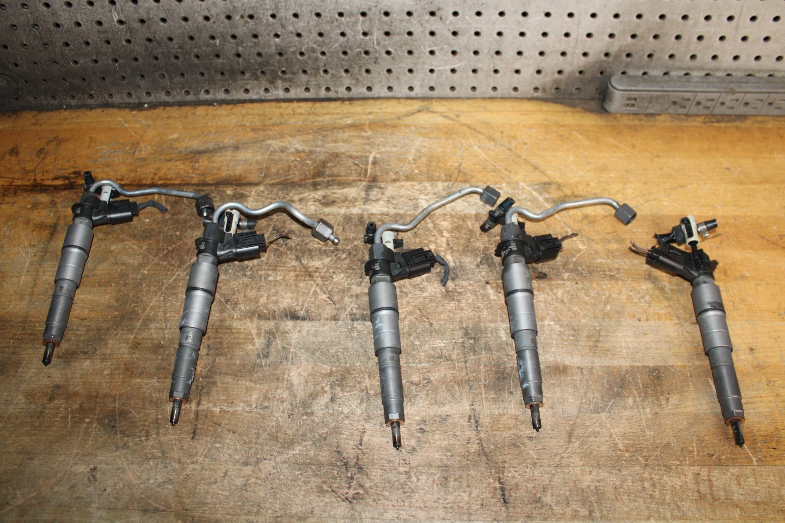 FIVE 2009-2013 Bmw E90 E70 X5 35D 335D M57 Diesel 3.0 Engine Fuel Injector