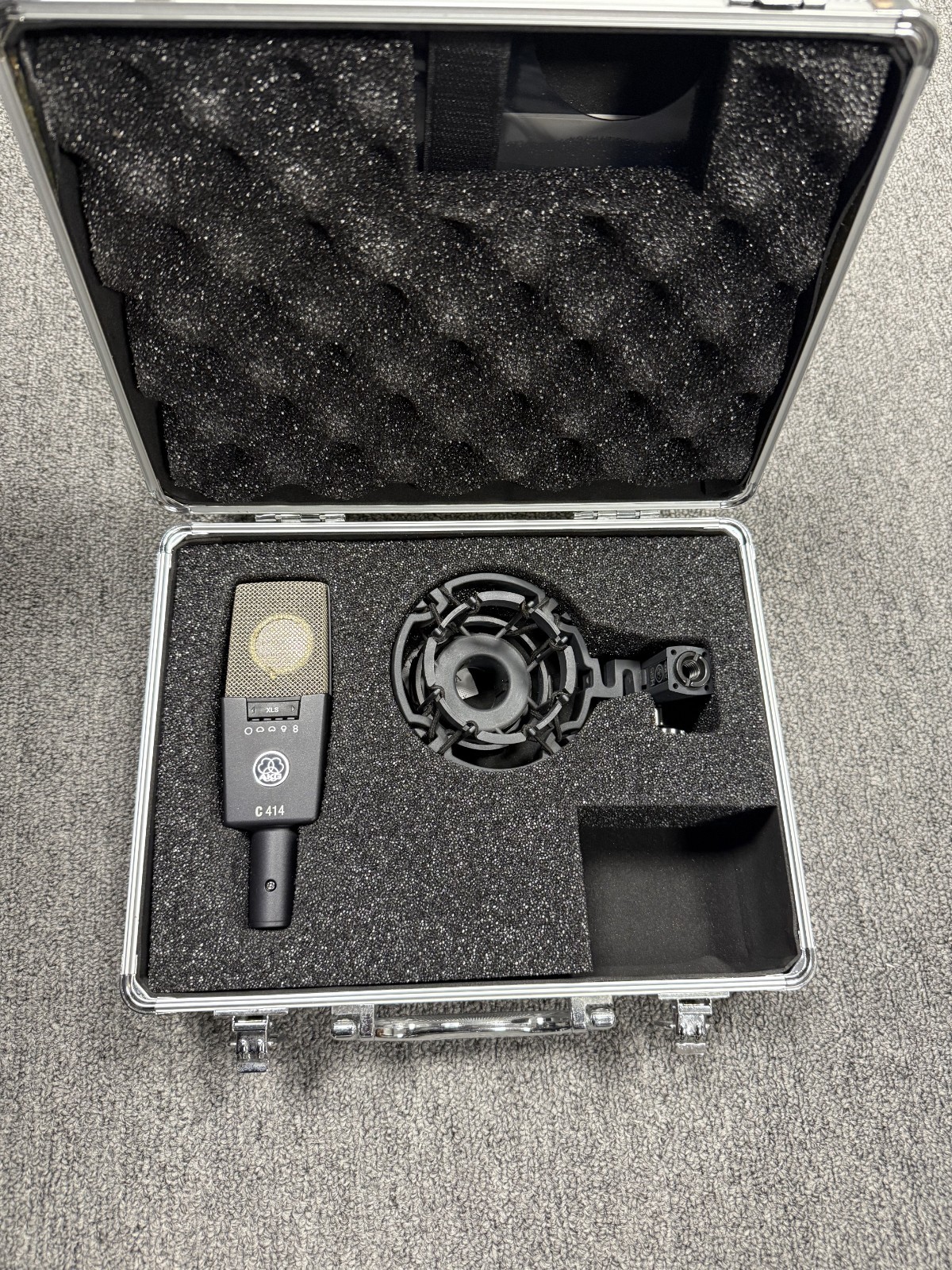 AKG C414 XLS AKG C414 XLS