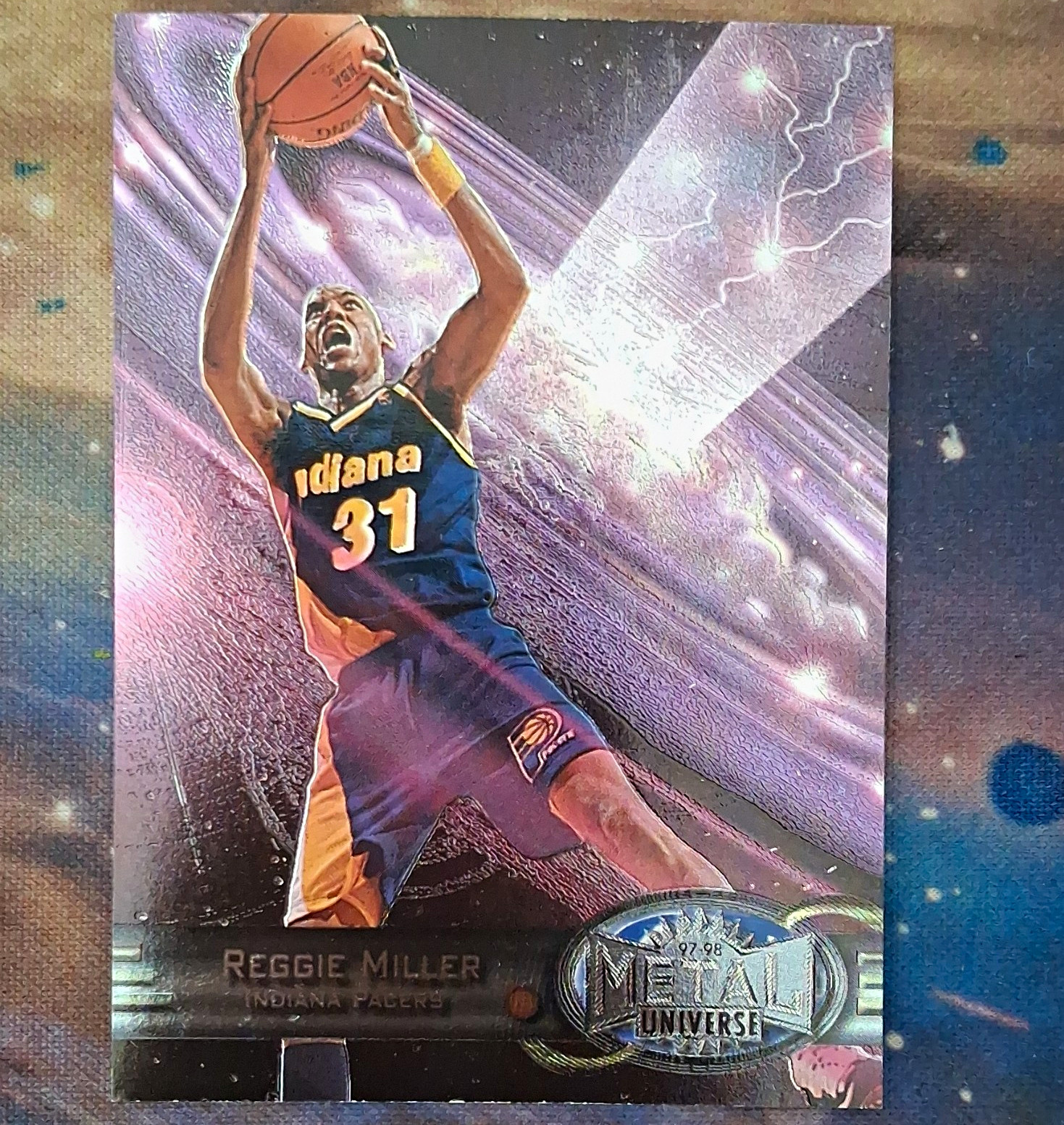 SkyBox 1997-98 Metal Universe Reggie Miller Indiana Pacers NBA Card #98 SkyBox 1997-98 Metal Universe Reggie Miller Indiana Pacers NBA Card #98