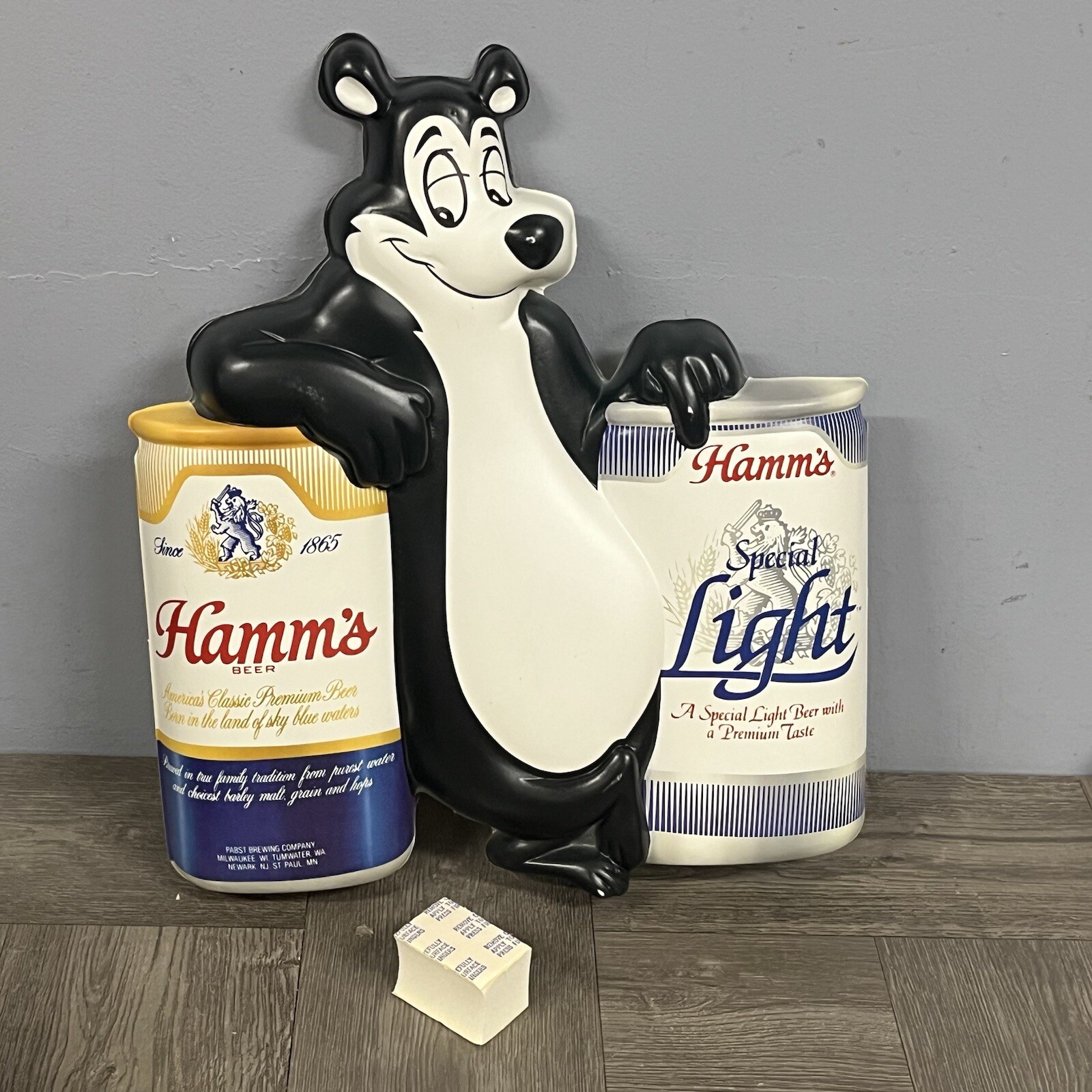 1- VTG New Hamm’s Beer Bear 2- Can Sign Vacuform Plastic 3-D Advertising Rare