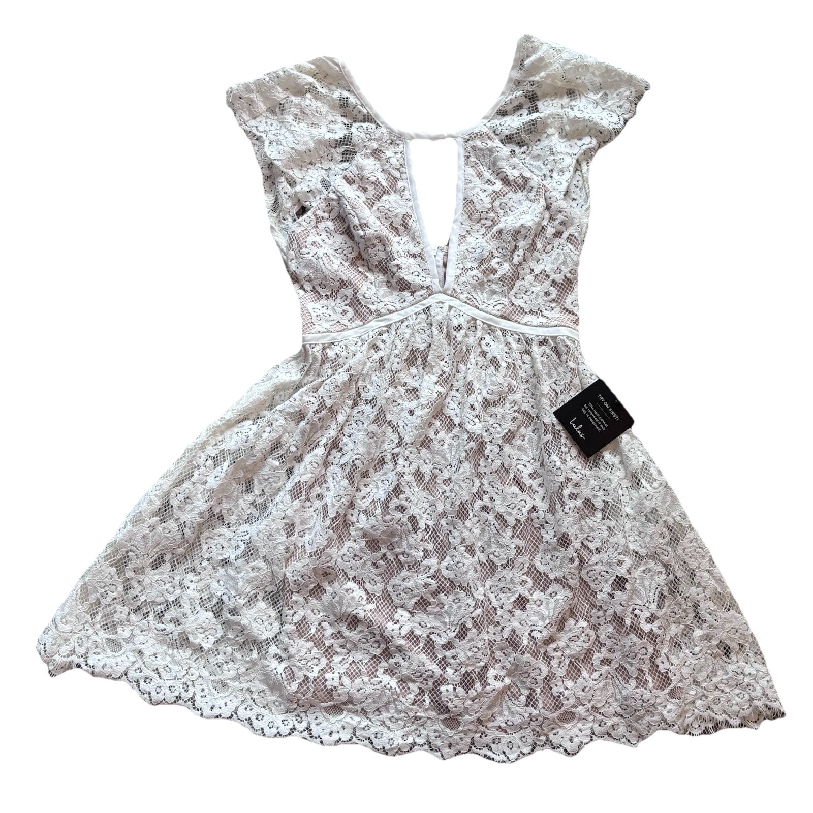 Lulus Women Plunge Mini Flare Dress XSmall Bridal Cocktail White Floral Lace NEW Lulus Women Plunge Mini Flare Dress XSmall Bridal Cocktail White Floral Lace NEW