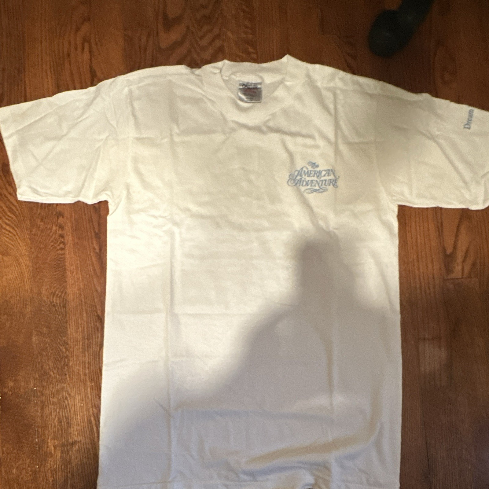 ￼ Vintage Disney cast member American Revolution T. Men’s size large.