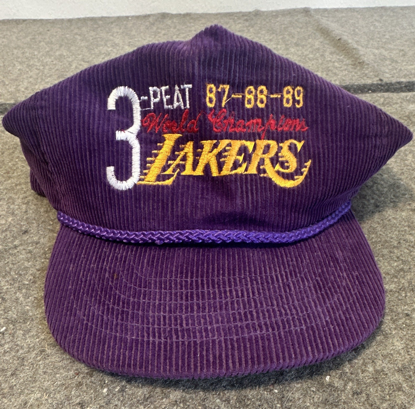 Vintage Amapro Los Angeles Lakers NBA 3-Peat 87-88-89 Purple Corduroy Cap Rare