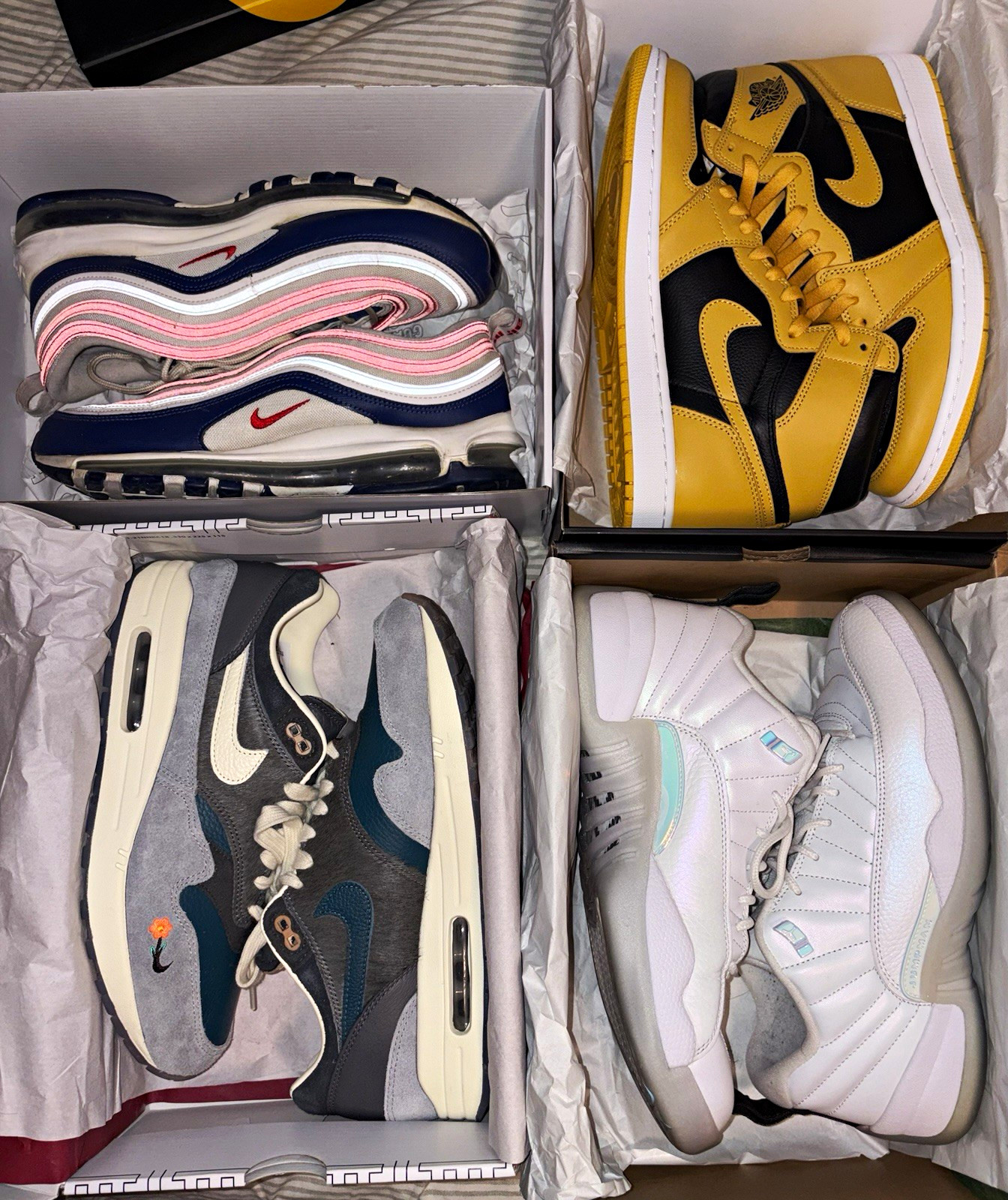 Nike Men’s Multicolor Lace-Up Sneakers Lot Air Max 1/97 & Air Jordan 1/12 Nike Men’s Multicolor Lace-Up Sneakers Lot Air Max 1/97 & Air Jordan 1/12