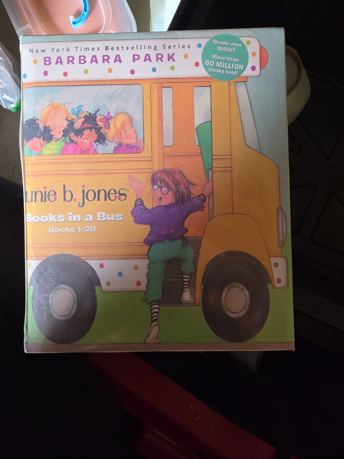 Junie B. Jones Books in a Bus 28-Book Boxed Set : The Complete Collection: Books Junie B. Jones Books in a Bus 28-Book Boxed Set : The Complete Collection: Books