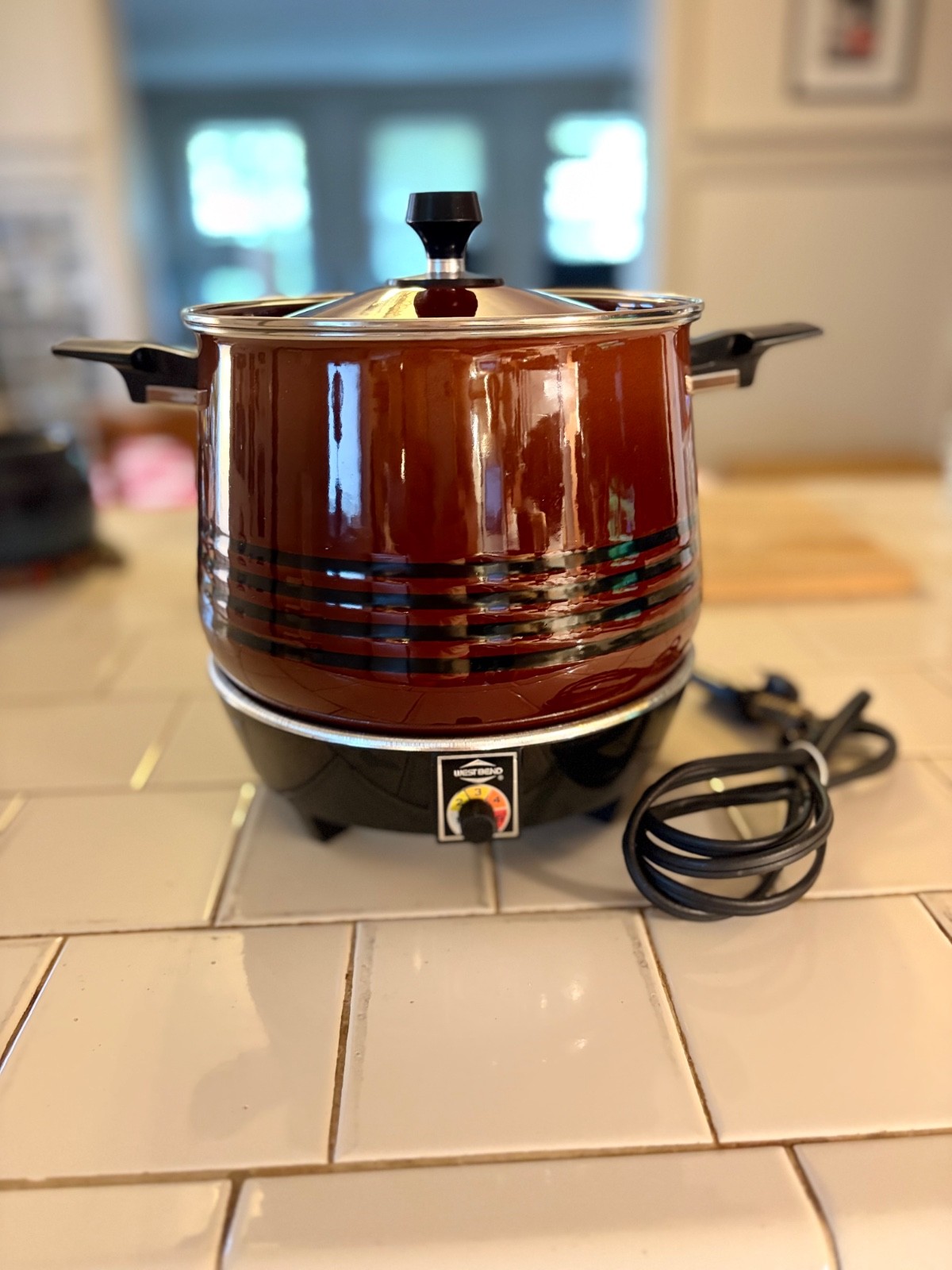 Vintage West Bend Lazy Day 6 Qt Slow Cooker Crock Pot 5225  Works Tested Brown