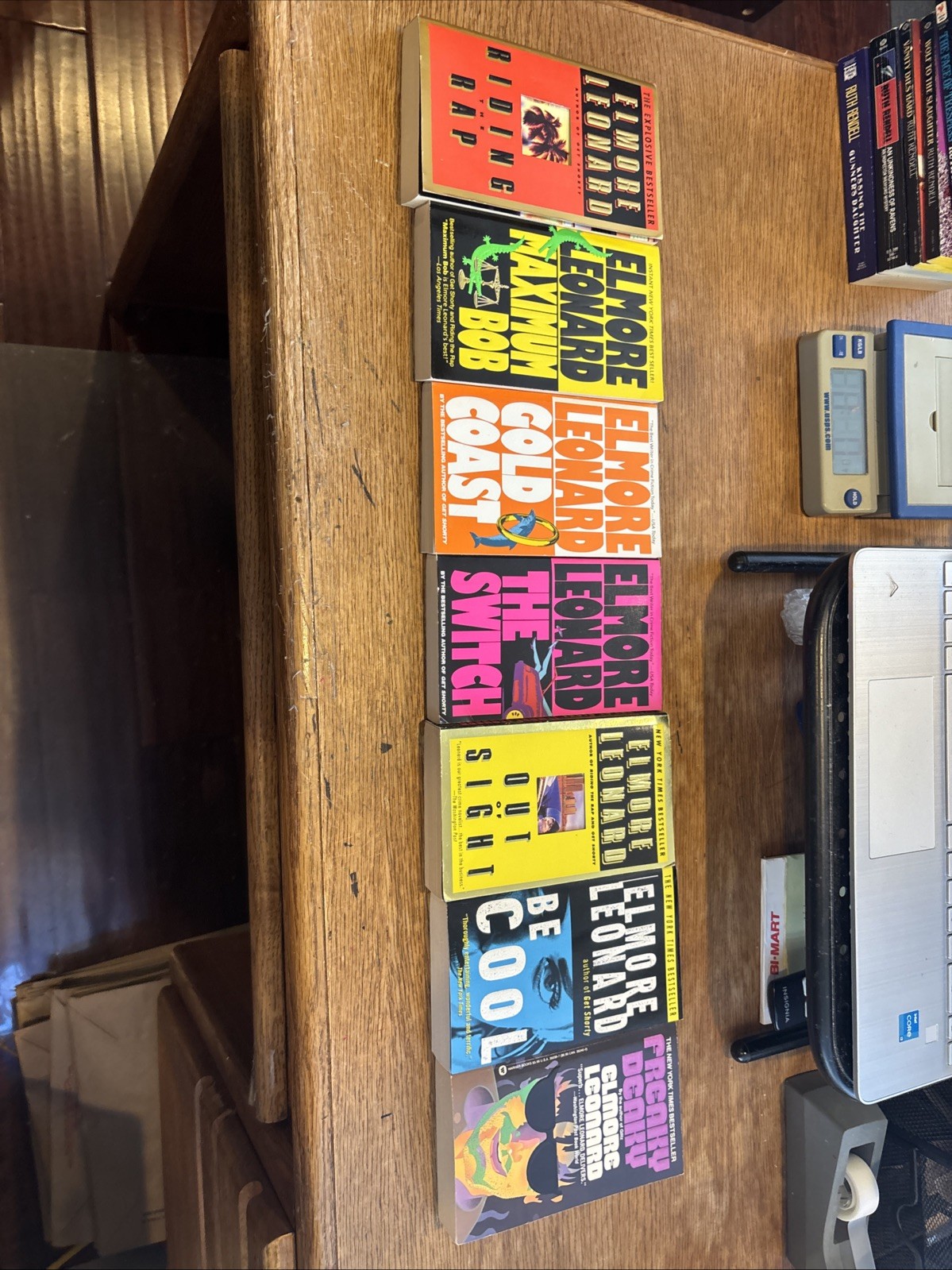 7 ELMORE LEONARD vintage paperback novels