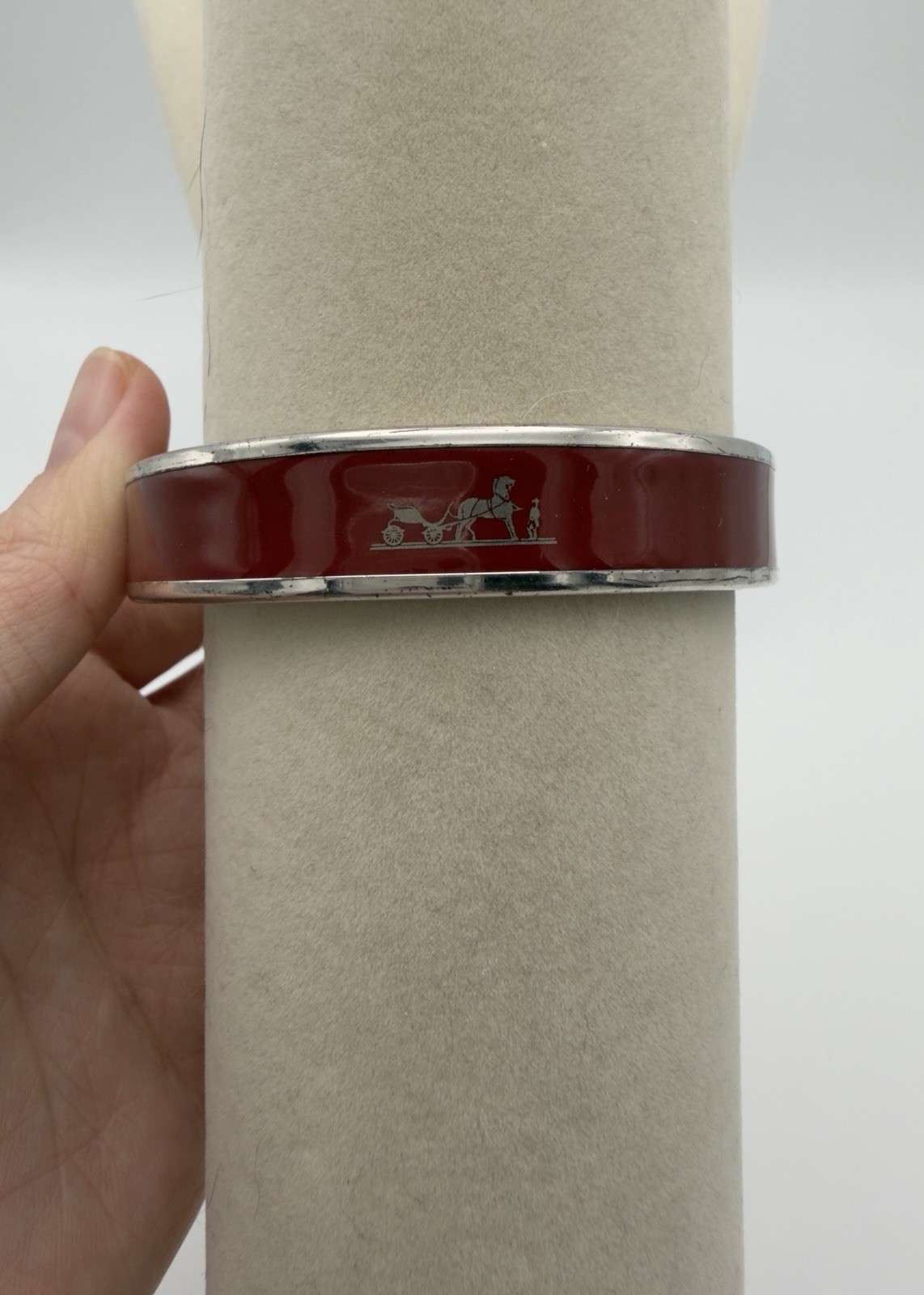 Authentic Hermes Caleche Bangle Bracelet Enamel Horse Carriage Red Size 7.5 Authentic Hermes Caleche Bangle Bracelet Enamel Horse Carriage Red Size 7.5