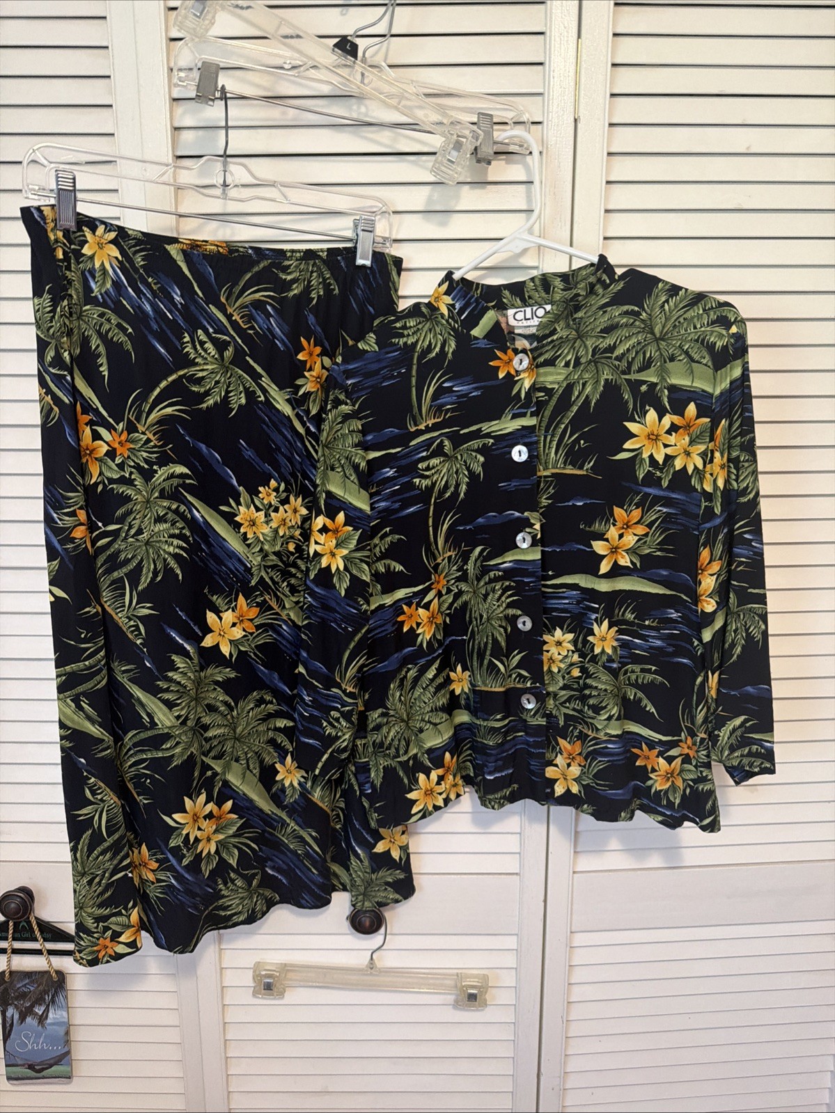 Vintage Clio PL Made In USA Navy Tropical Print 2 Pc Women’s Skirt Set Rayon 