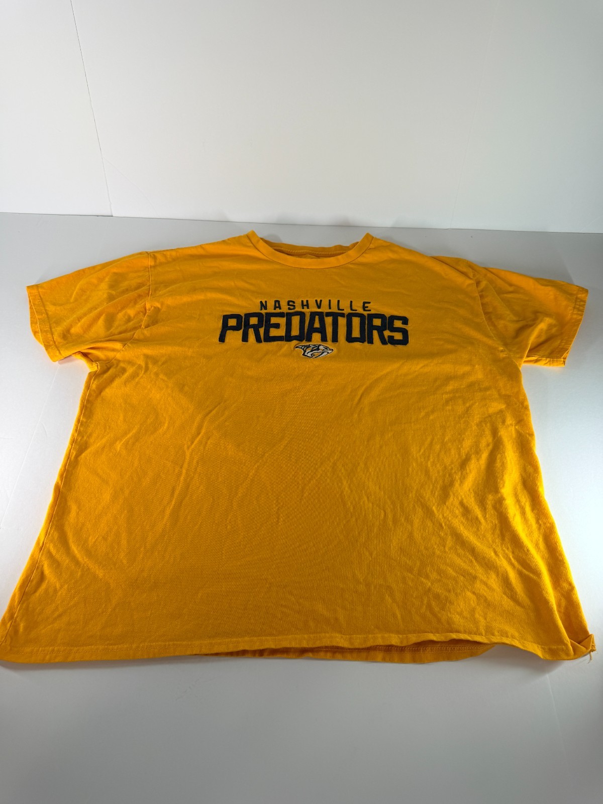 Champion Nashville Predators Hockey SS T-shirt-Size 2XL-Yellow