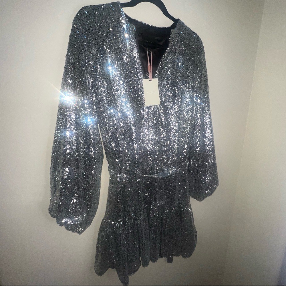 $180 Alex Marie Shimmering Silver sequin dress 10 $180 Alex Marie Shimmering Silver sequin dress 10