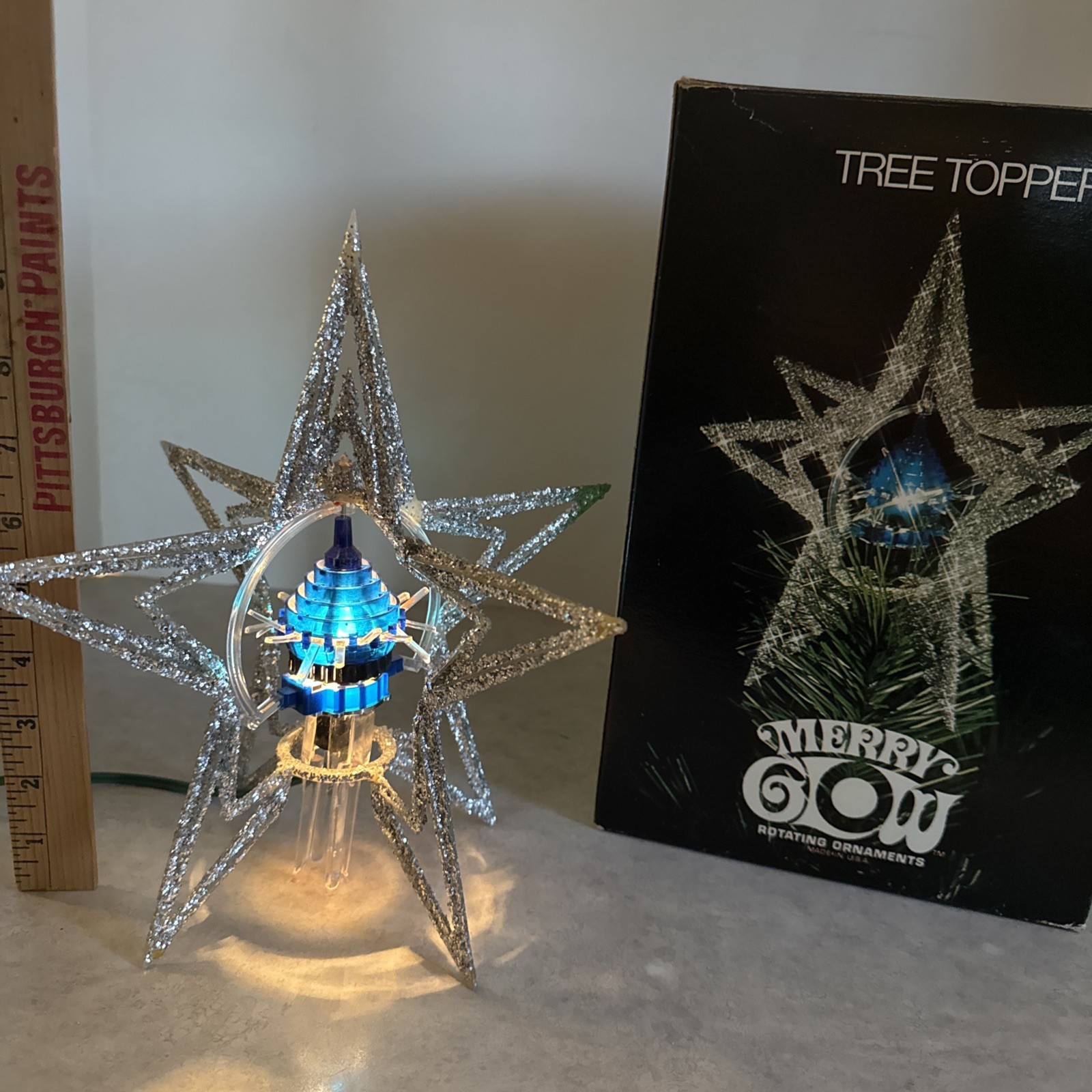 Vtg Merry Glow Spinning Rotating motion STAR Sputnik Christmas TREE TOPPER Blue