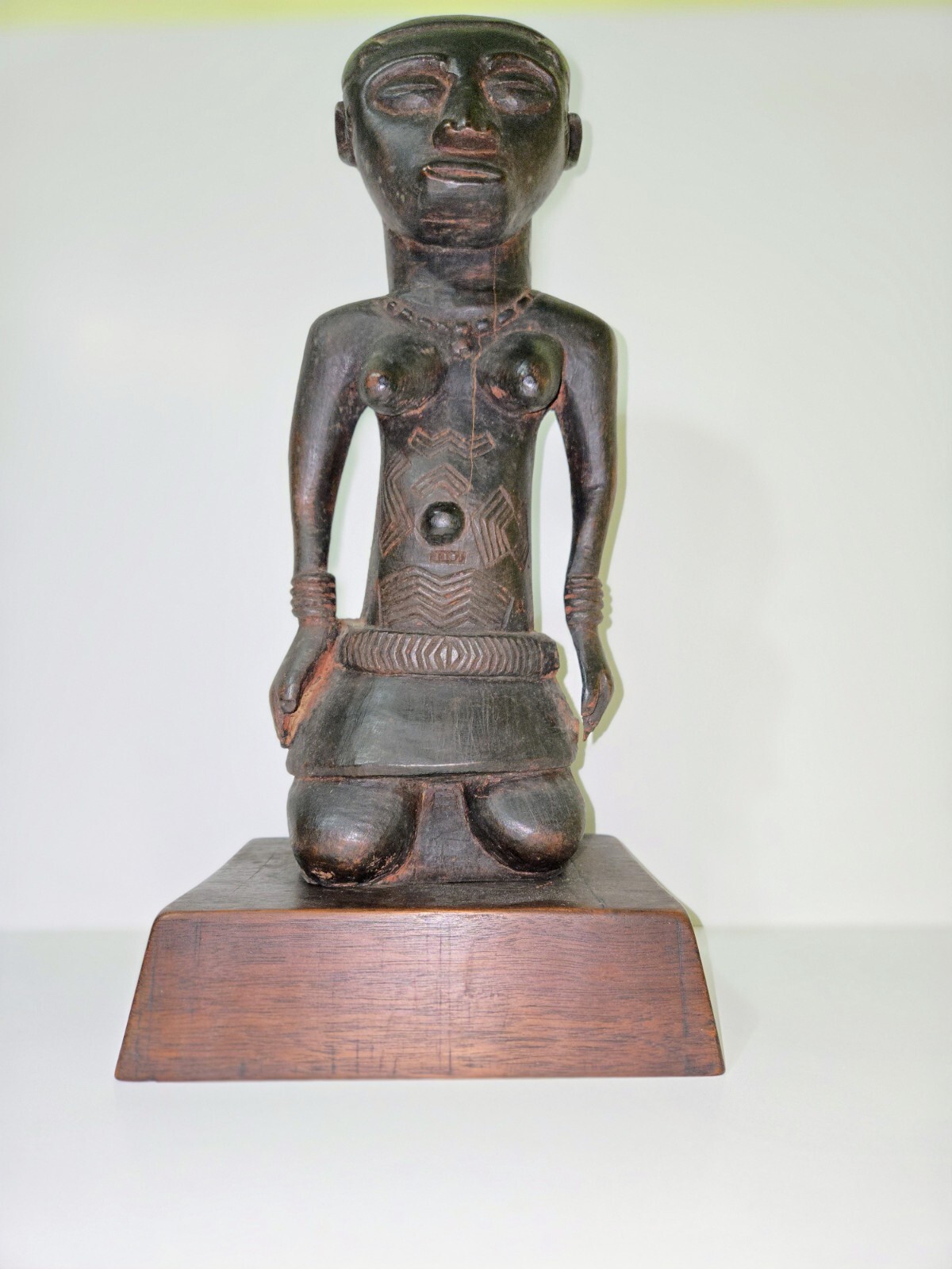 Kuba Ndop Seated Figure Congo African Art - Museum Collection Quality Art Piece