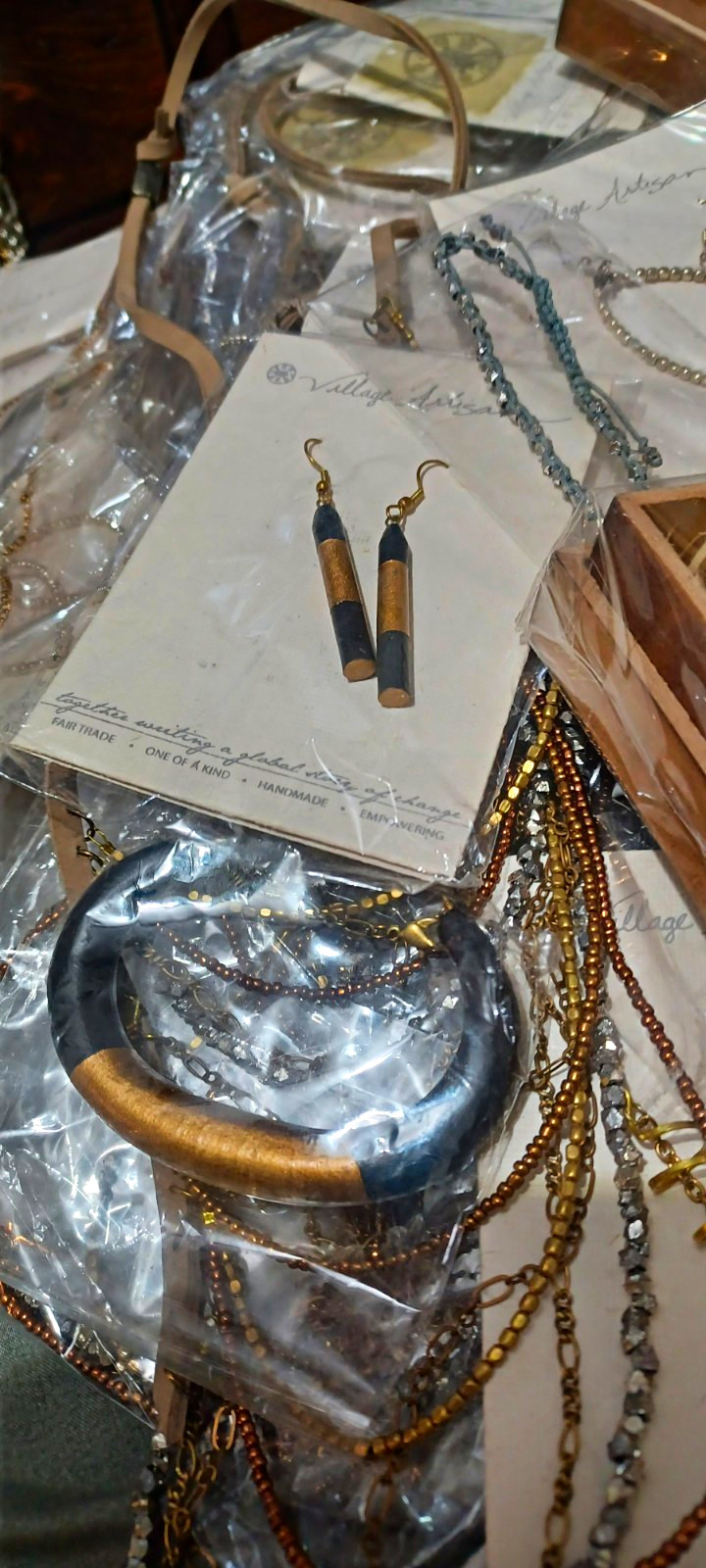 Huge 5lb NOS New Old Stock ARTESIAN JEWELRY LOt Bundle Gifts Bnib about 350 piec