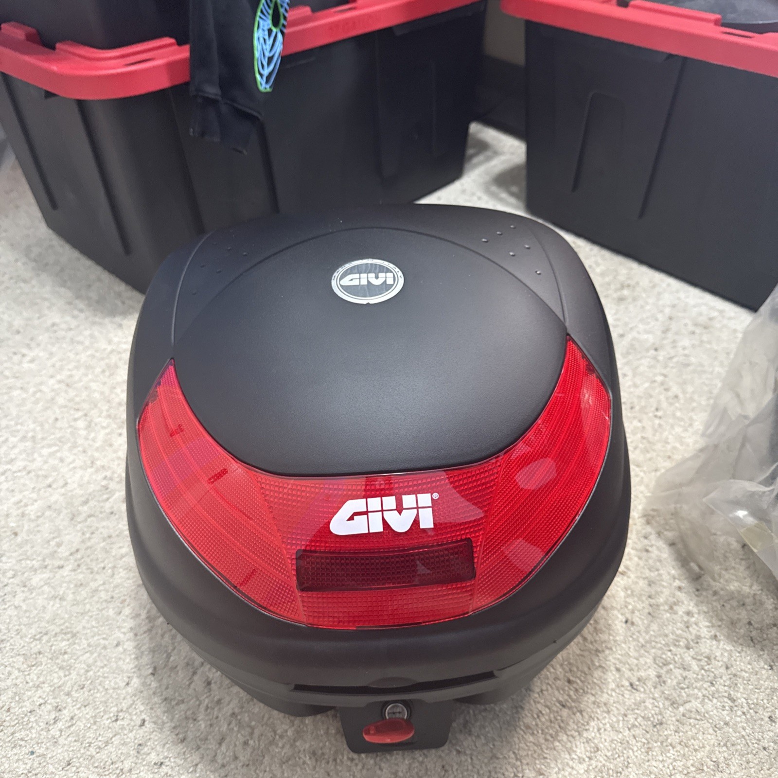 Givi Motorcycle Scooter Rear Back Luggage Box Trunk Storage Compartment Givi Motorcycle Scooter Rear Back Luggage Box Trunk Storage Compartment