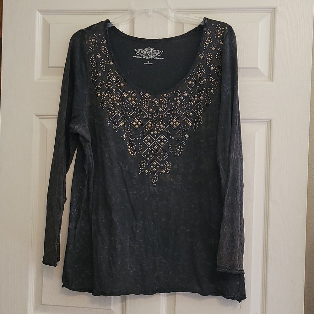 Maurices Women\'s Plus Size 2 (22/24) Black and Brown Long Sleeve Embellished Blk Maurices Women\'s Plus Size 2 (22/24) Black and Brown Long Sleeve Embellished Blk