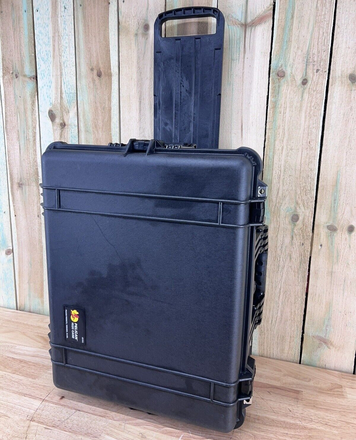 Pelican 1620 Hard Case Protector Rolling Black Good Condition AB Pelican 1620 Hard Case Protector Rolling Black Good Condition AB