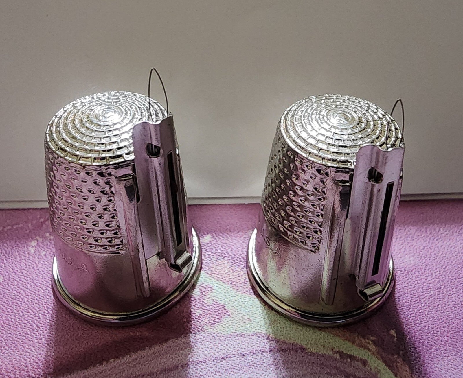 Vintage M.T. Pat'd 10 Thimble with Needle Threader Made in USA New Old Stock