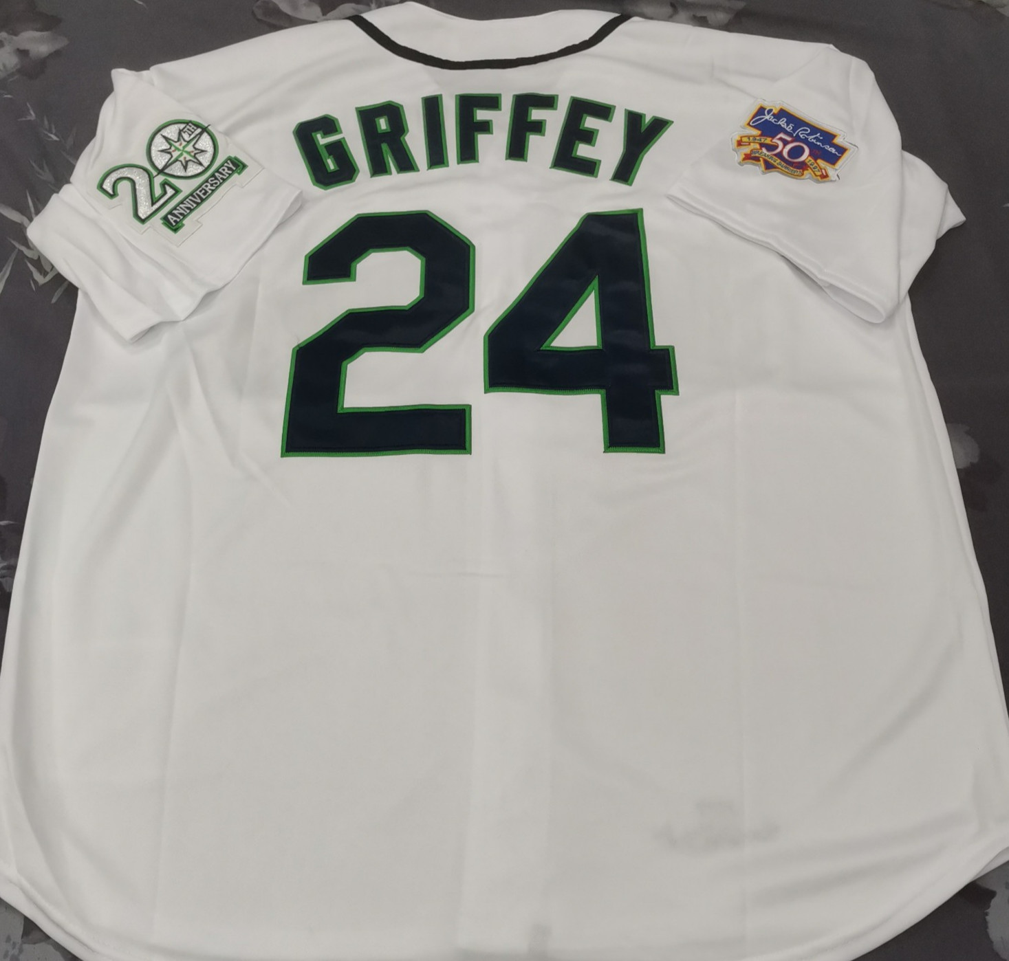 VINTAGE Ken Griffey Jr. #24 Mariners Throwback White Sewn Stitched Jersey.