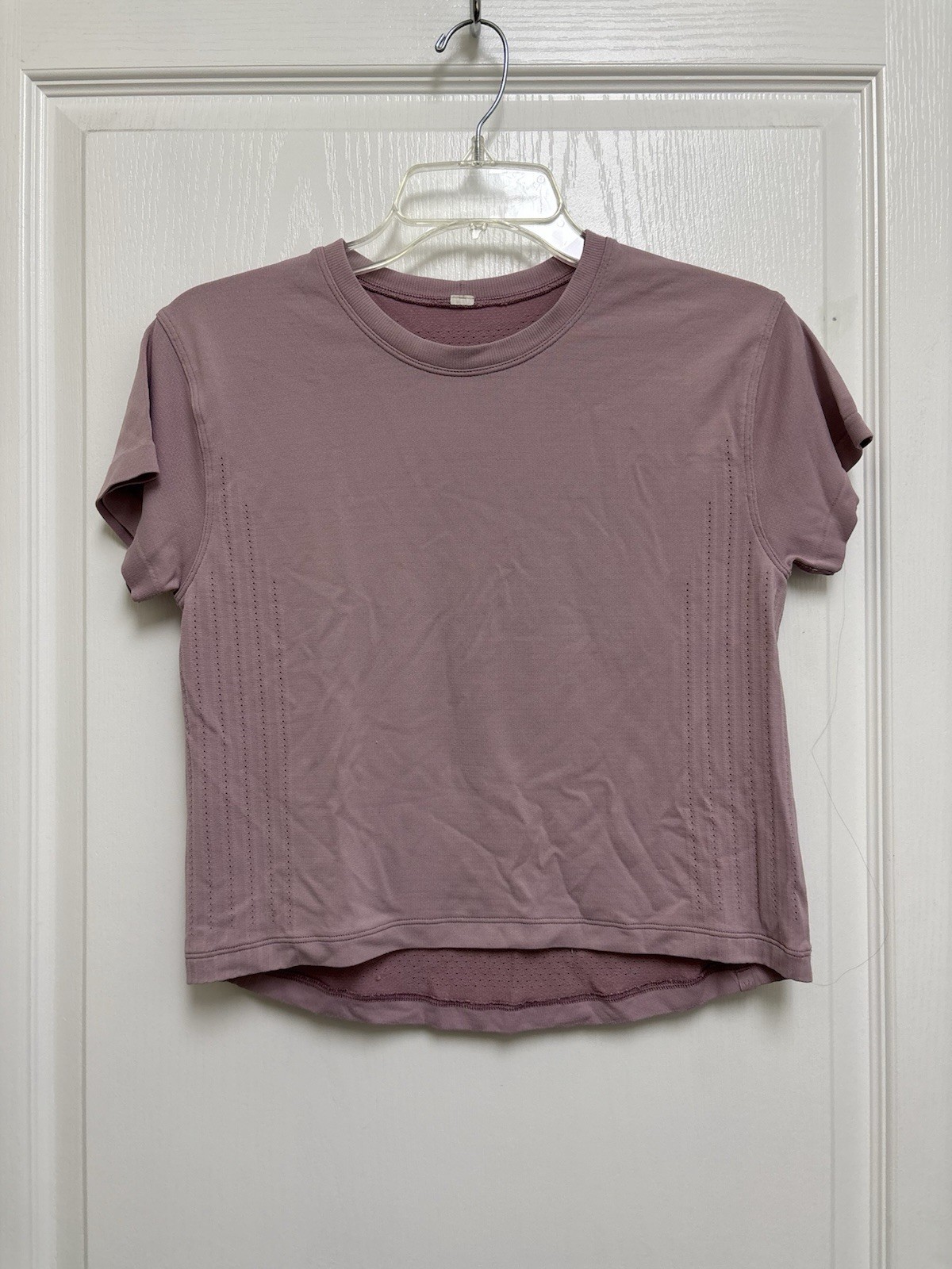 Lululemon Women\'s Short Sleeve Crew Neck Shirt