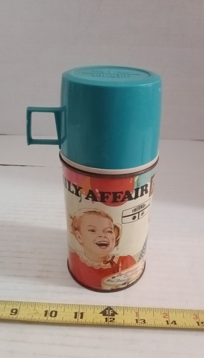 vintage 1969 FAMILY AFFAIR metal Thermos Featuring Buffy, Mrs. Beasley & Cissy. vintage 1969 FAMILY AFFAIR metal Thermos Featuring Buffy, Mrs. Beasley & Cissy.