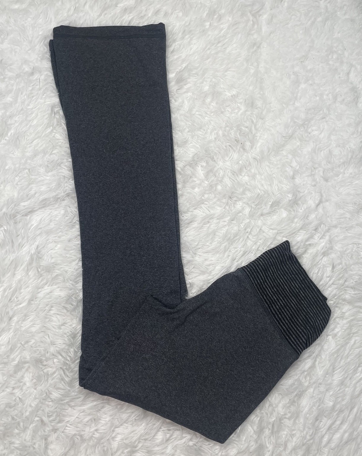 Lululemon Women’s Size 6 Gray Flare Leggings Tie Waist Yoga Active Gym