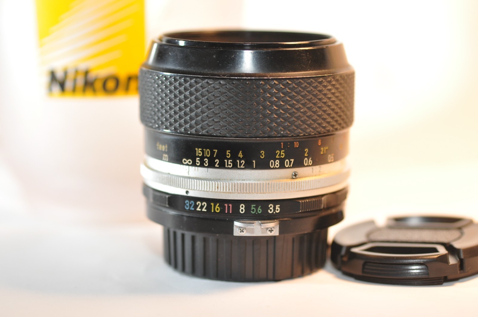 Nikon Micro Nikkor P.C 55mm F/3.5 NON AI PRIME MACRO lens for F F2 Nikkormat DF