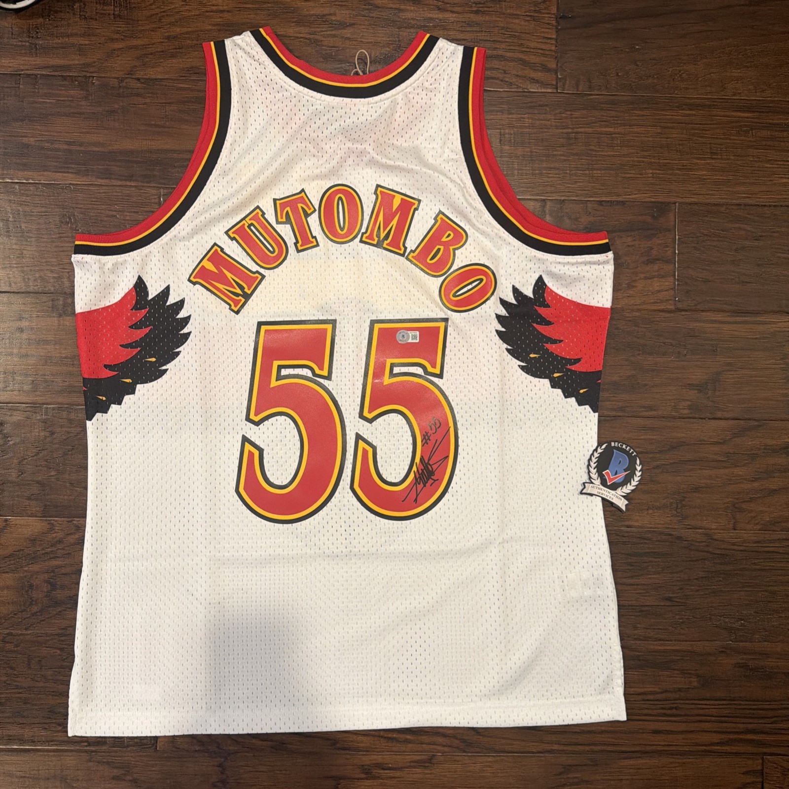 Dikembe Mutombo signed M&N Authentic 1996-97 Atlanta Hawks Home White Jersey BGS Dikembe Mutombo signed M&N Authentic 1996-97 Atlanta Hawks Home White Jersey BGS