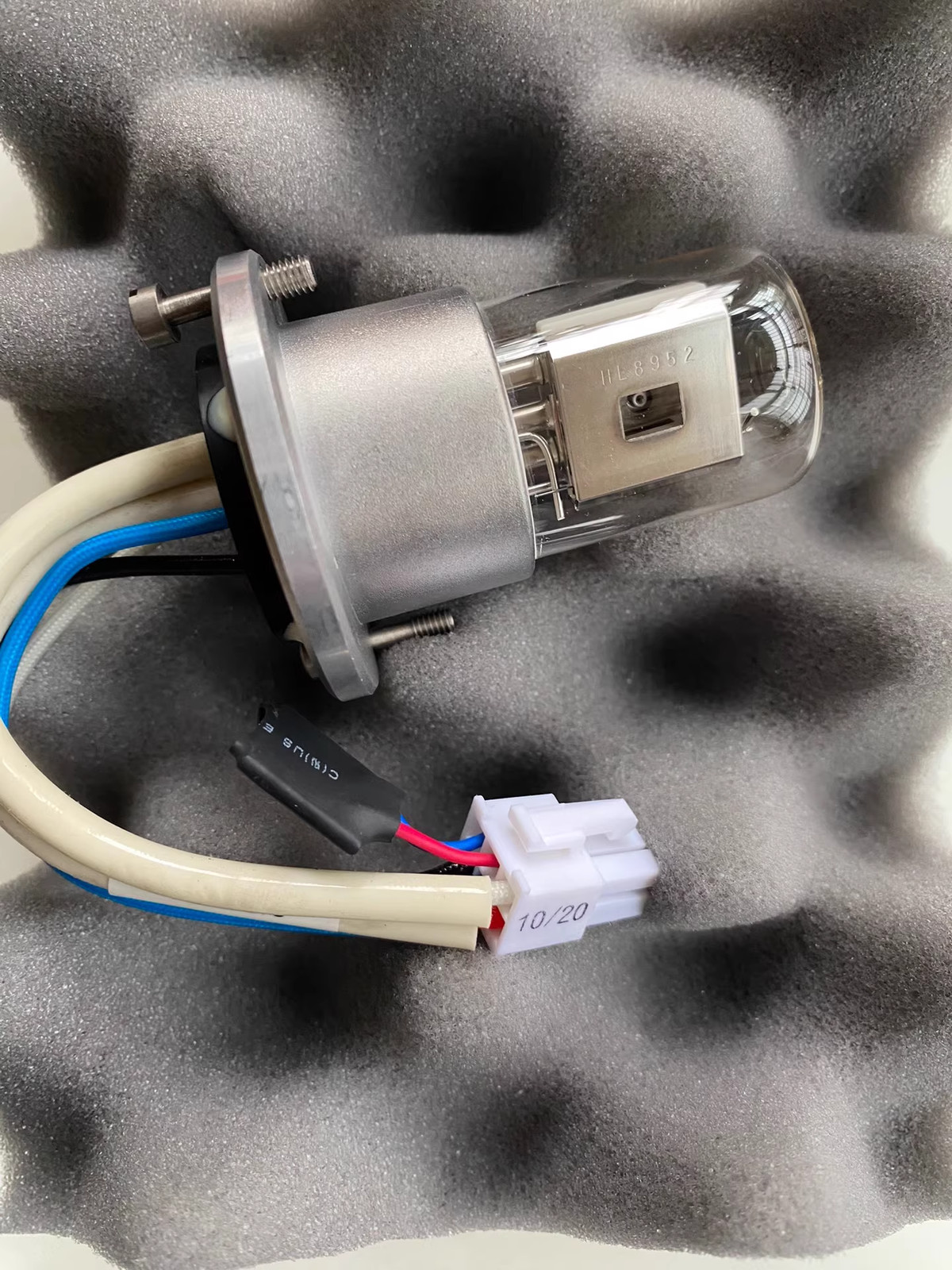 Replacement Bulb for WATERS 201000273 TUV/PDA Replacement Bulb for WATERS 201000273 TUV/PDA