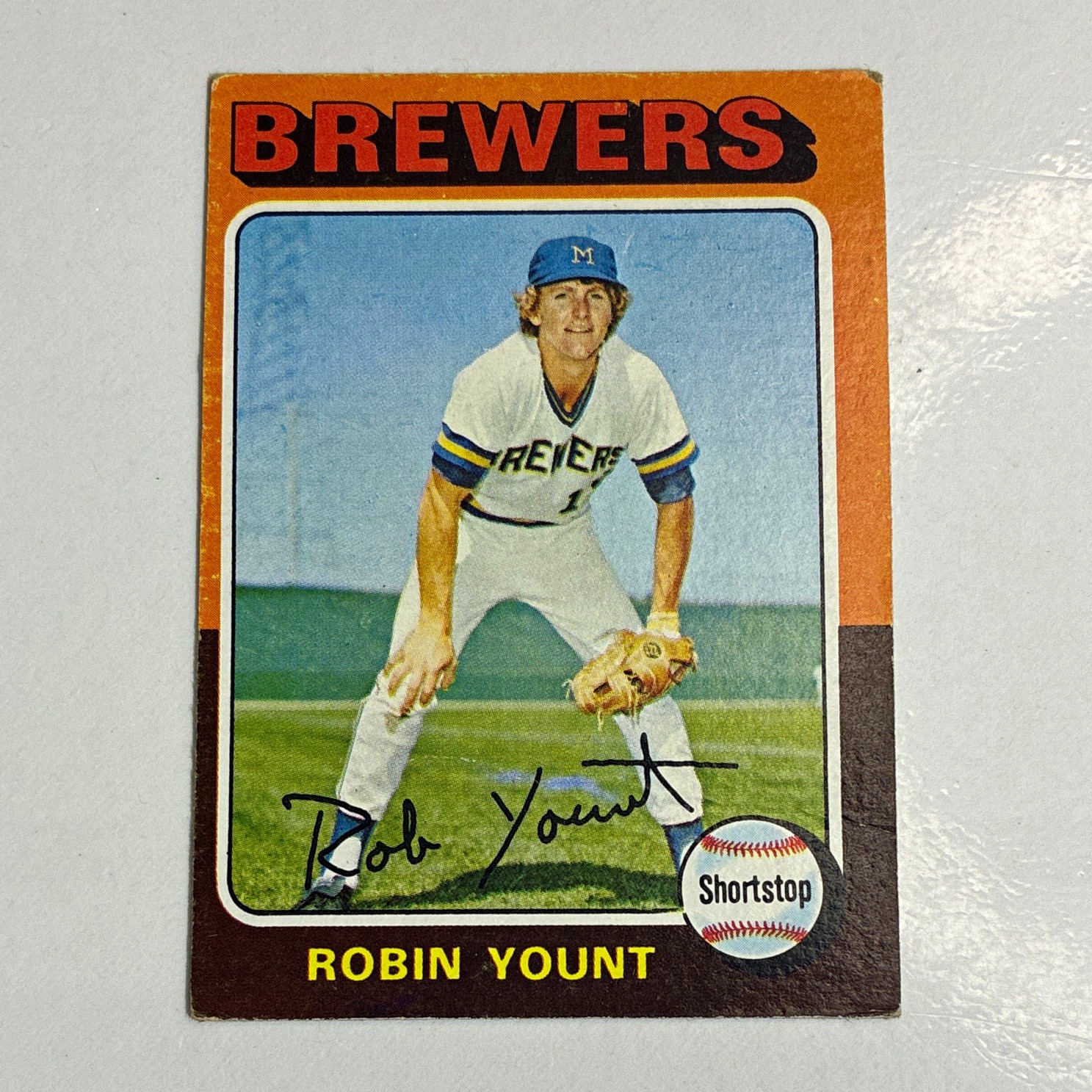 Topps 1975 Robin Yount #223 Milwaukee Brewers MLB Baseball Rookie Base Card Topps 1975 Robin Yount #223 Milwaukee Brewers MLB Baseball Rookie Base Card