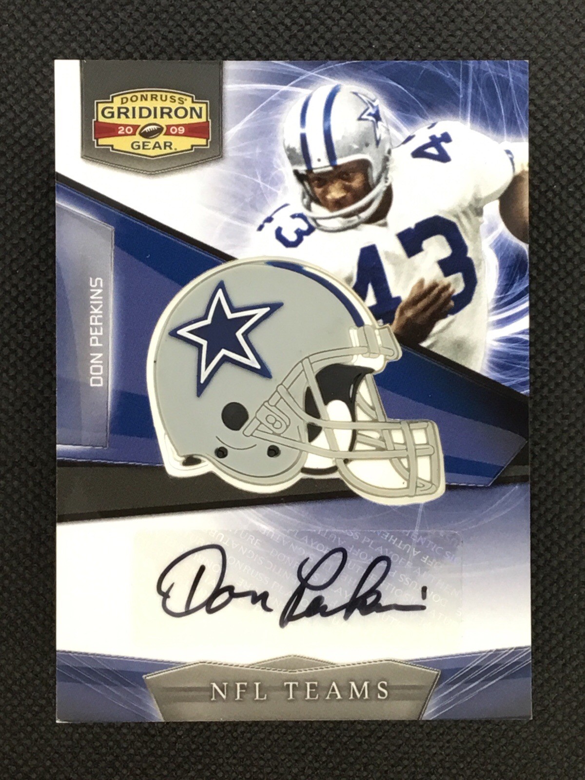 2009 Donruss Gridiron Gear #4 Don Perkins Dallas Cowboys HELMET AUTO 5/125