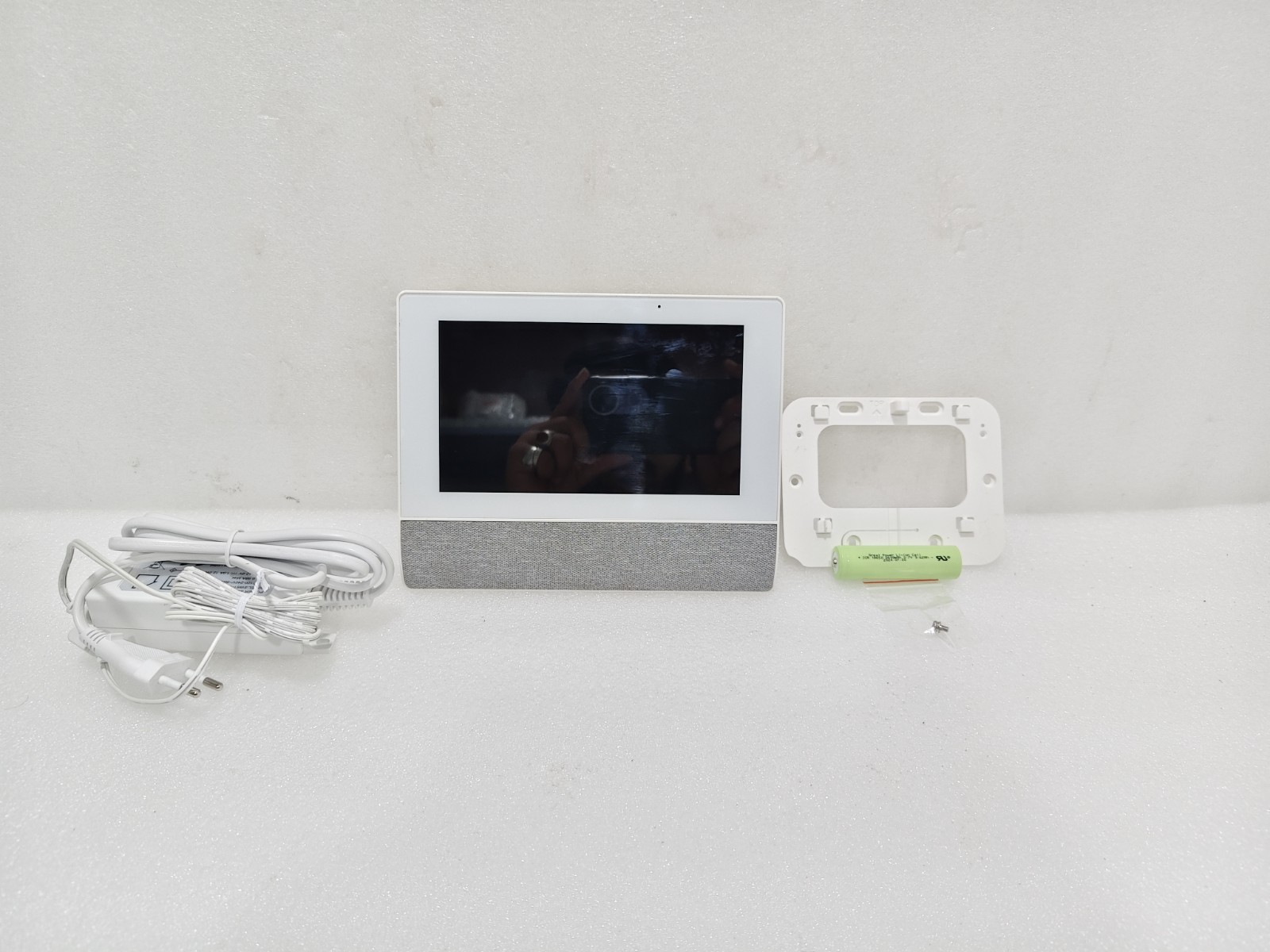 Qolsys IQRemote PG Secondary Touchscreen Panel (IQRPG-QG-EU)