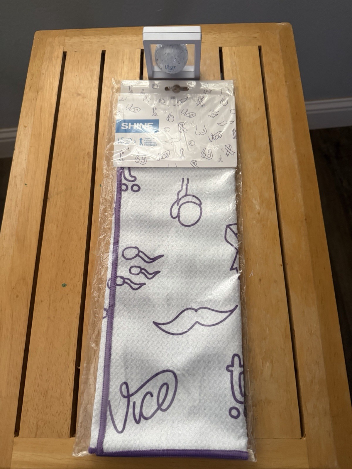 Vice Golf - Testicular Cancer Golf Towel w/Ball & Case - In Package -Very Rare