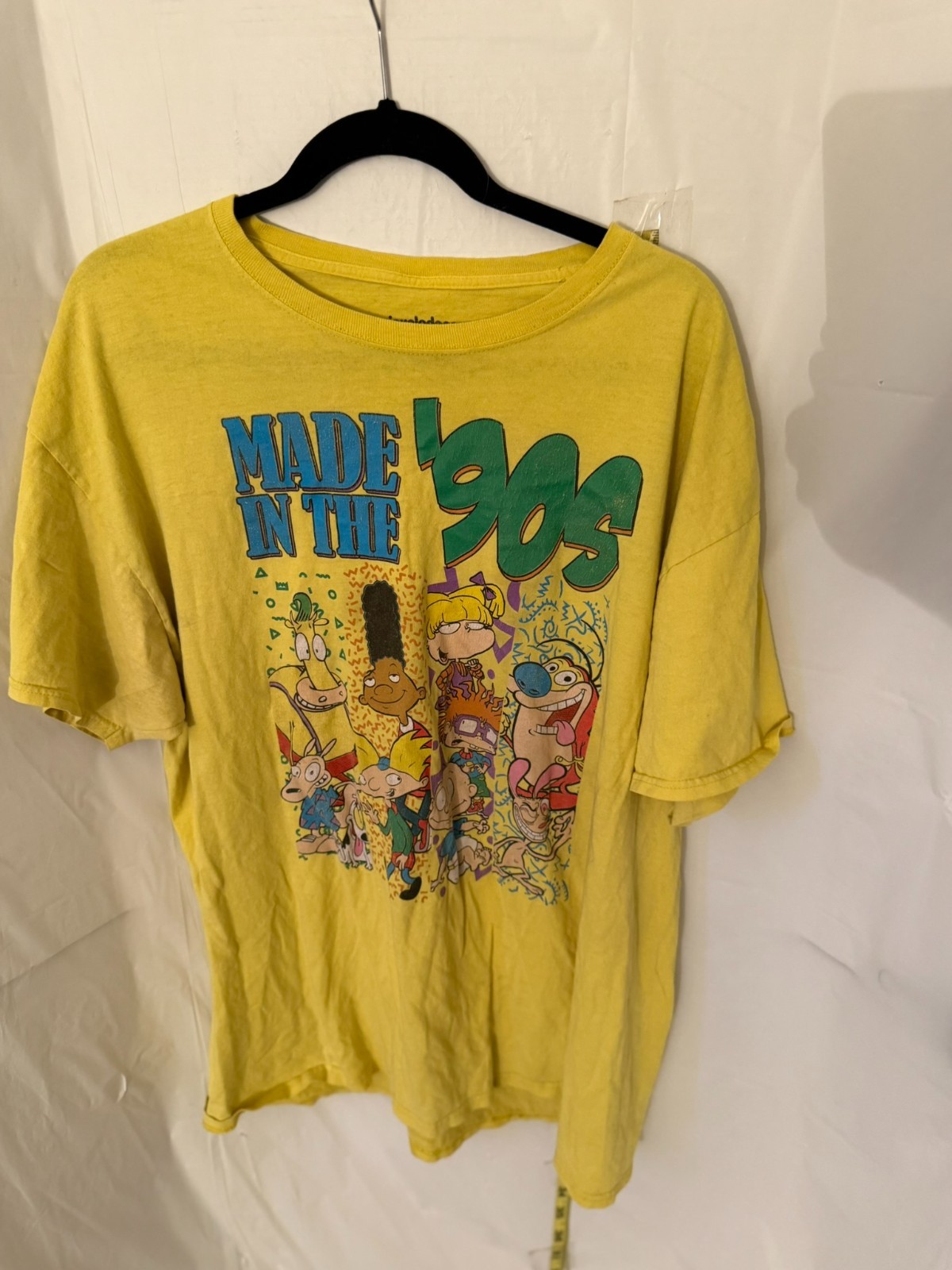 VTG Nickelodeon Made in the 90s Men\'s XL Yellow Cartoon Graphic T Shirt