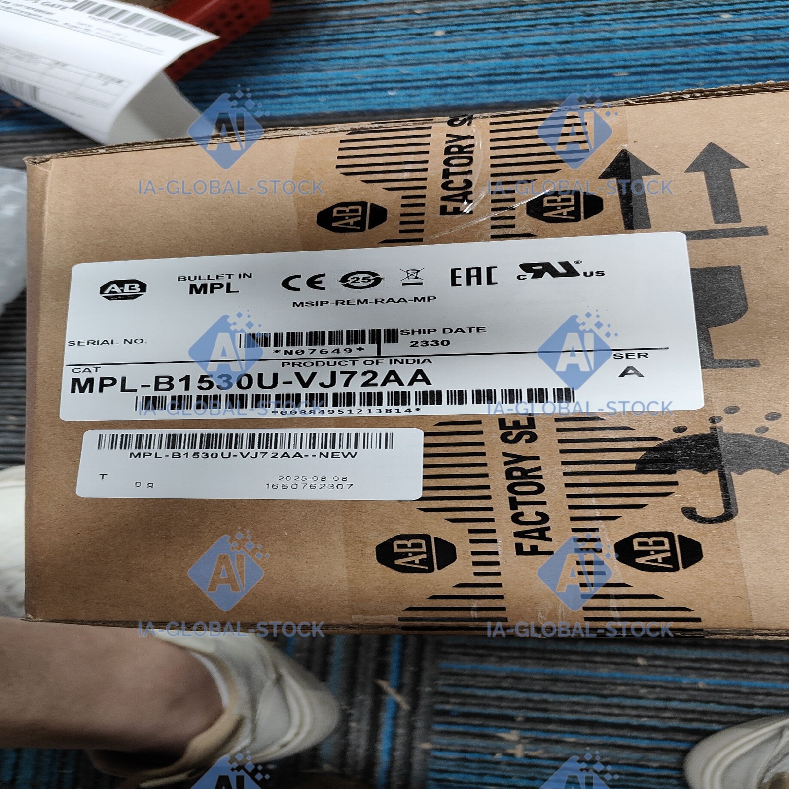 1pc unit New Factory Sealed MPL-B1530U-VJ72AA Allen-Bradley 