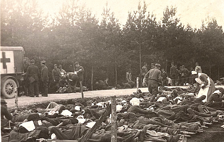 WW1 PHOTO 82ND 89TH DIV 326TH FIELD HOSP RED CROSS AMBULANCE ROYAUMEIX AUG. 1918