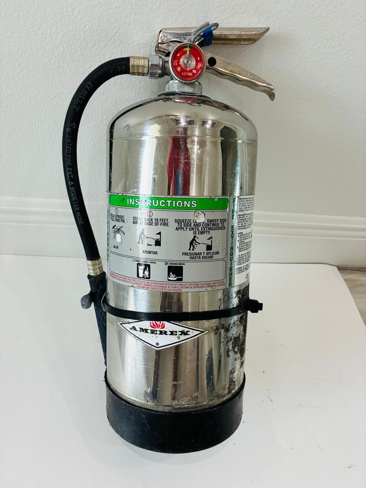 Amerex B260 Wet Chemical Fire Extinguisher 6 Liter Stainless Steel Class 2-A:K R